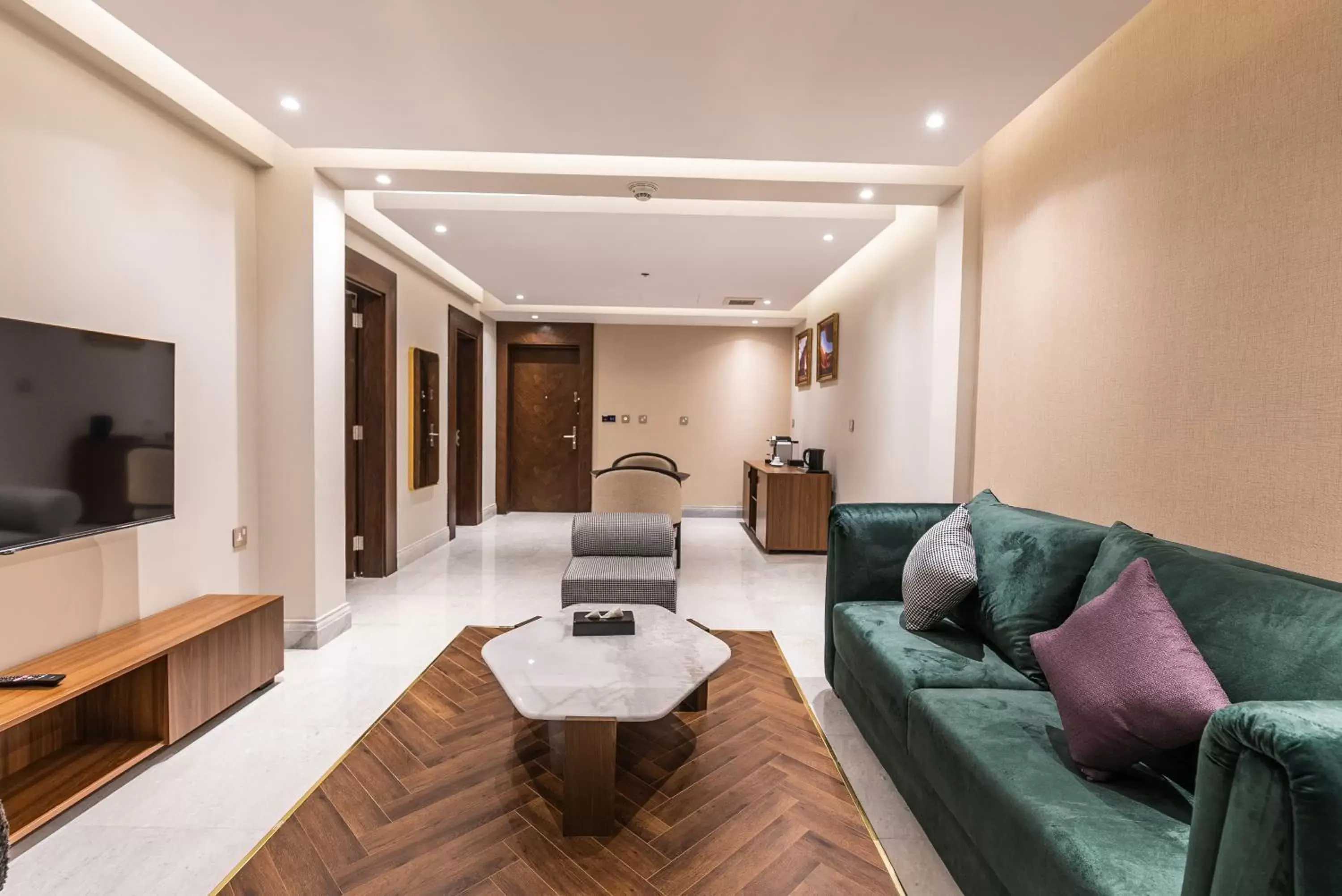 TV and multimedia in Tura Residence Olaya - ترى للشقق المخدومة العليا TV and multimedia in Tura Residence Olaya - ترى للشقق المخدومة العليا