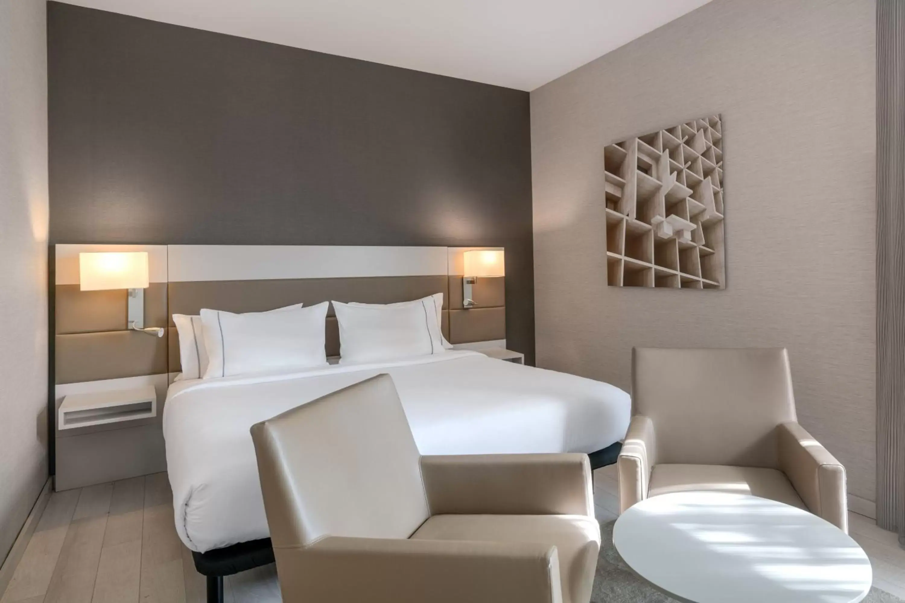 Photo of the whole room, Bed in AC Hotel San Cugat by Marriott