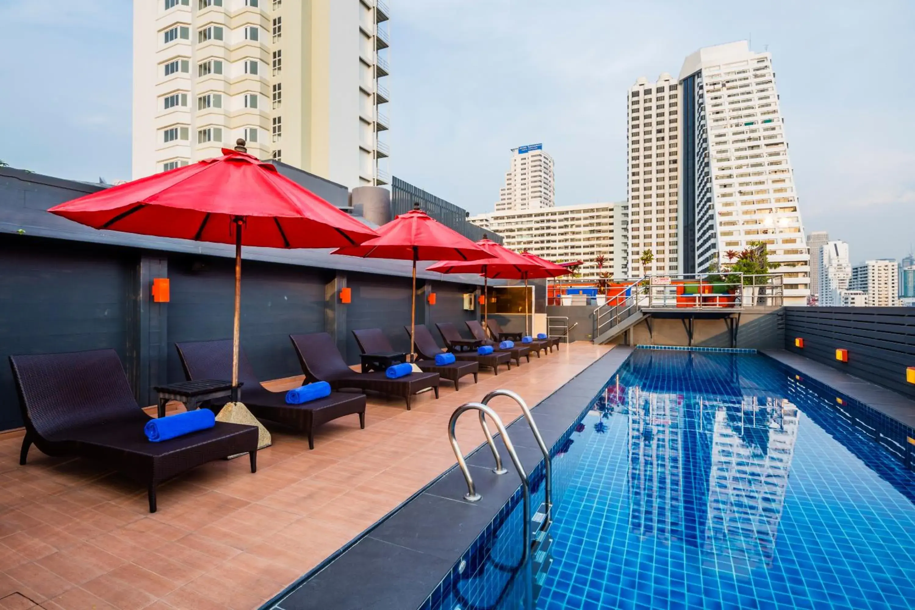 Day, Swimming Pool in Hotel Solo, Sukhumvit 2, Bangkok - SHA Extra Plus