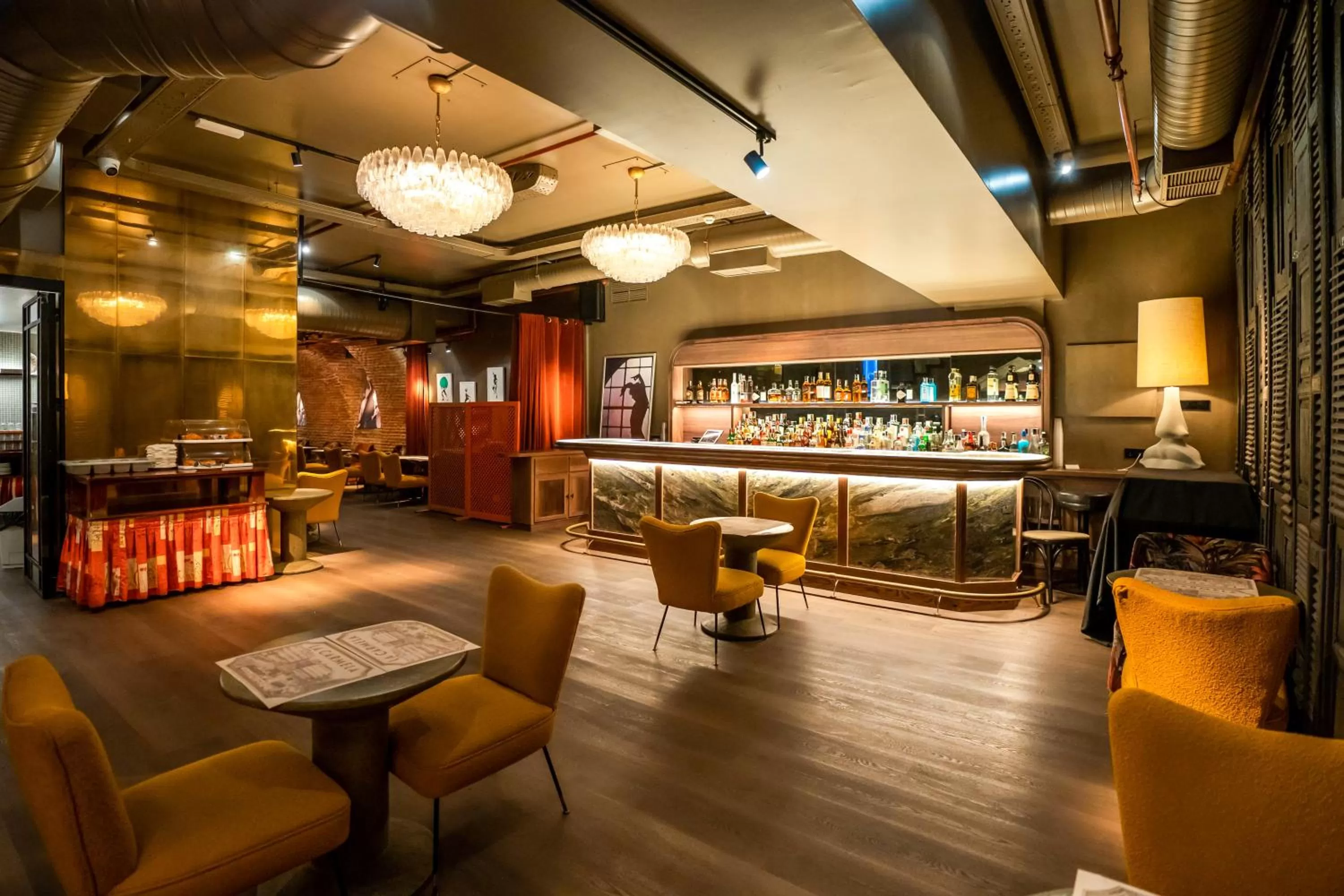 Lounge or bar in Victoria 4 Puerta del Sol