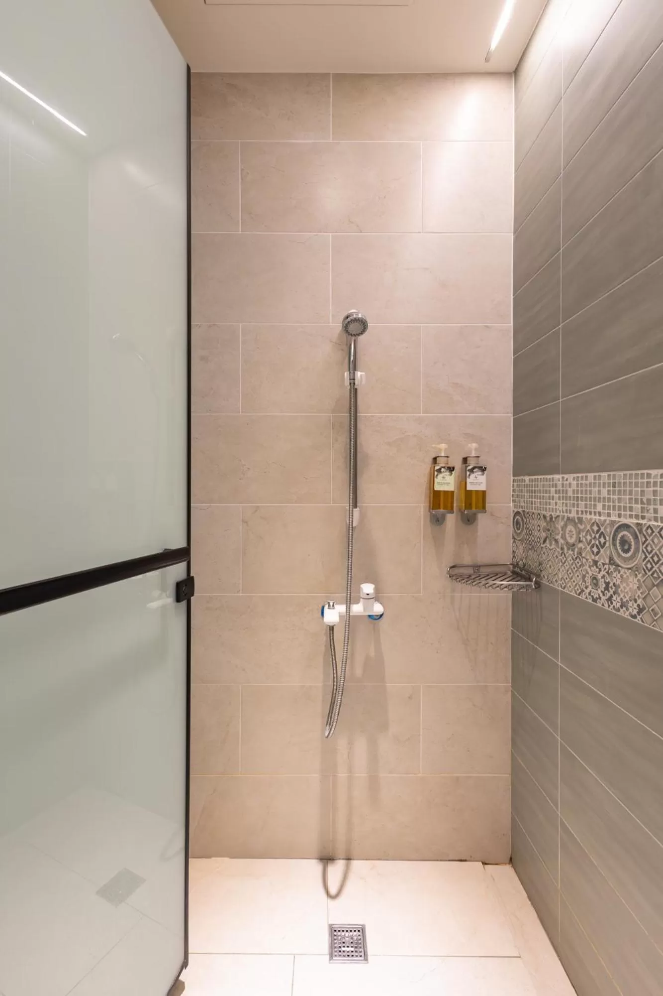 Shower in Beachcastle & Sea View Villa