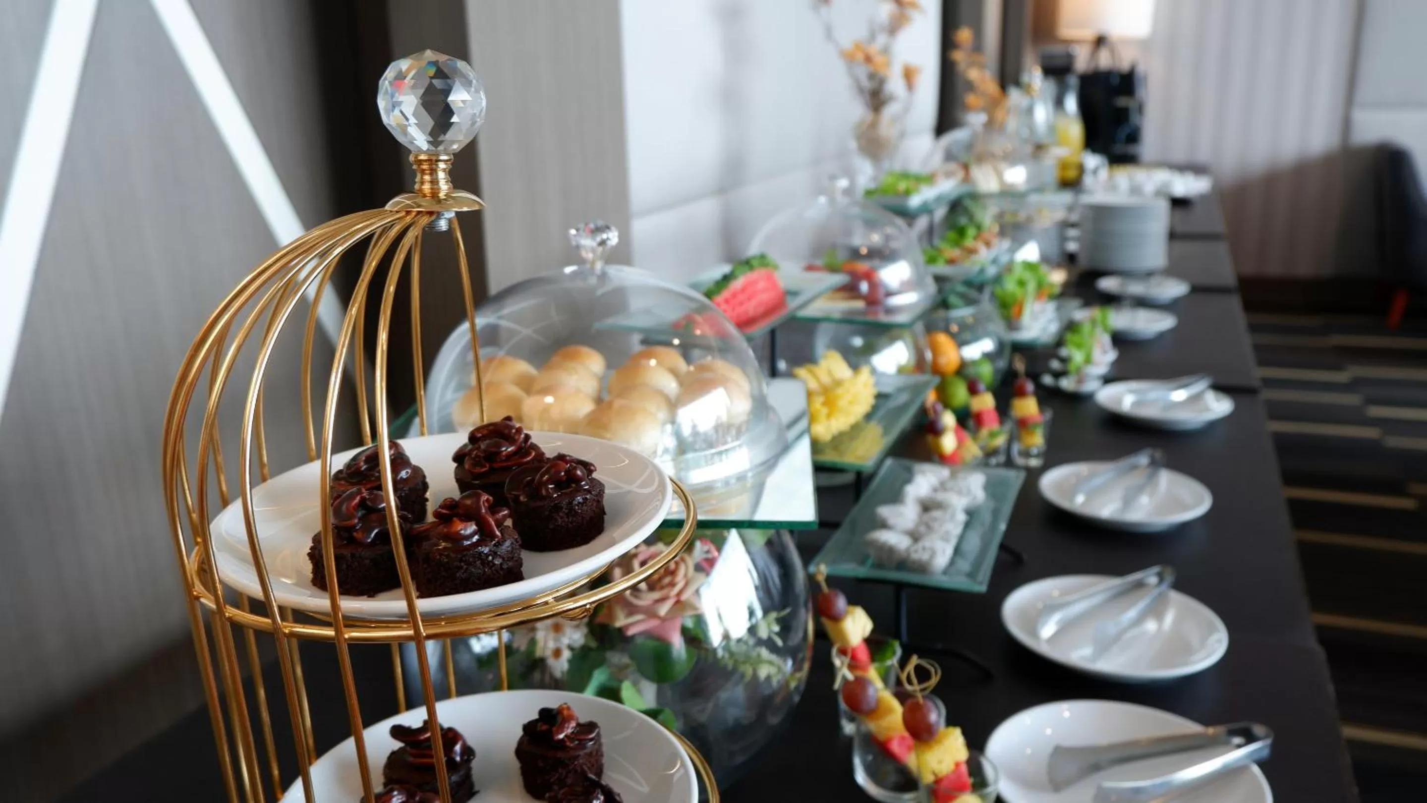 Communal lounge/ TV room in Grand Fortune Hotel Nakhon Si Thammarat