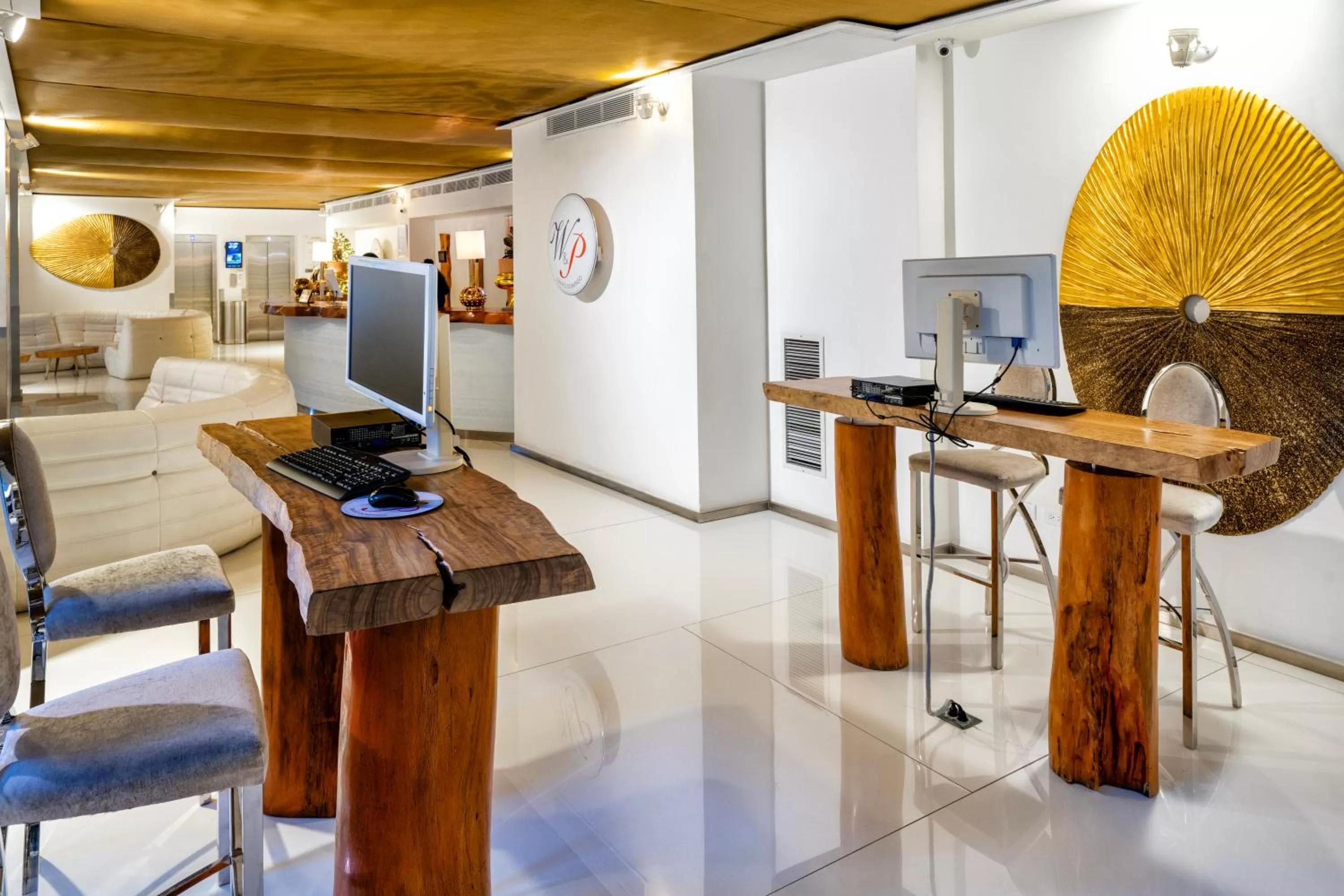 Business facilities in W&P Santo Domingo