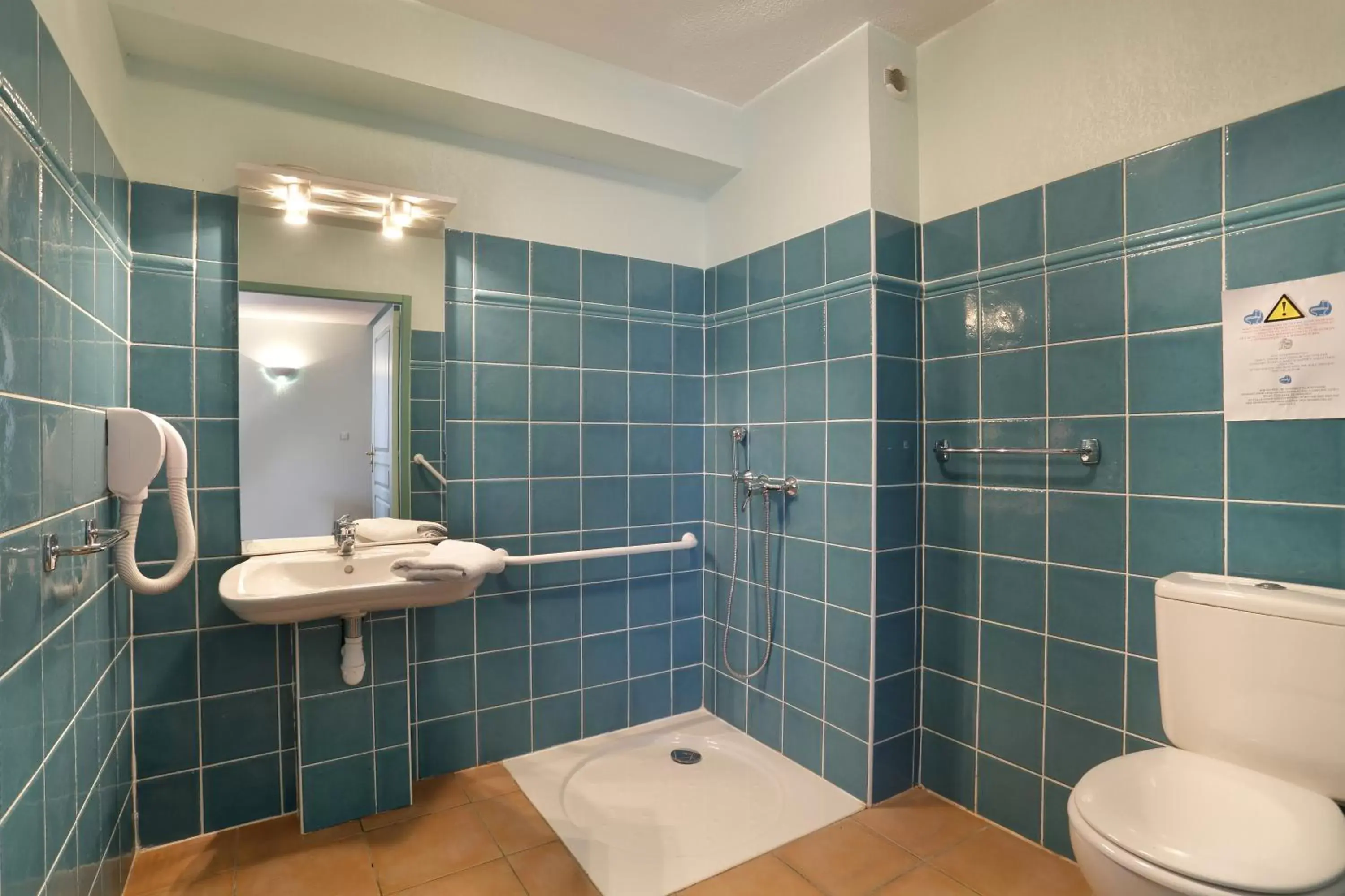 Bathroom in Vacancéole - Les Bastides de Fayence