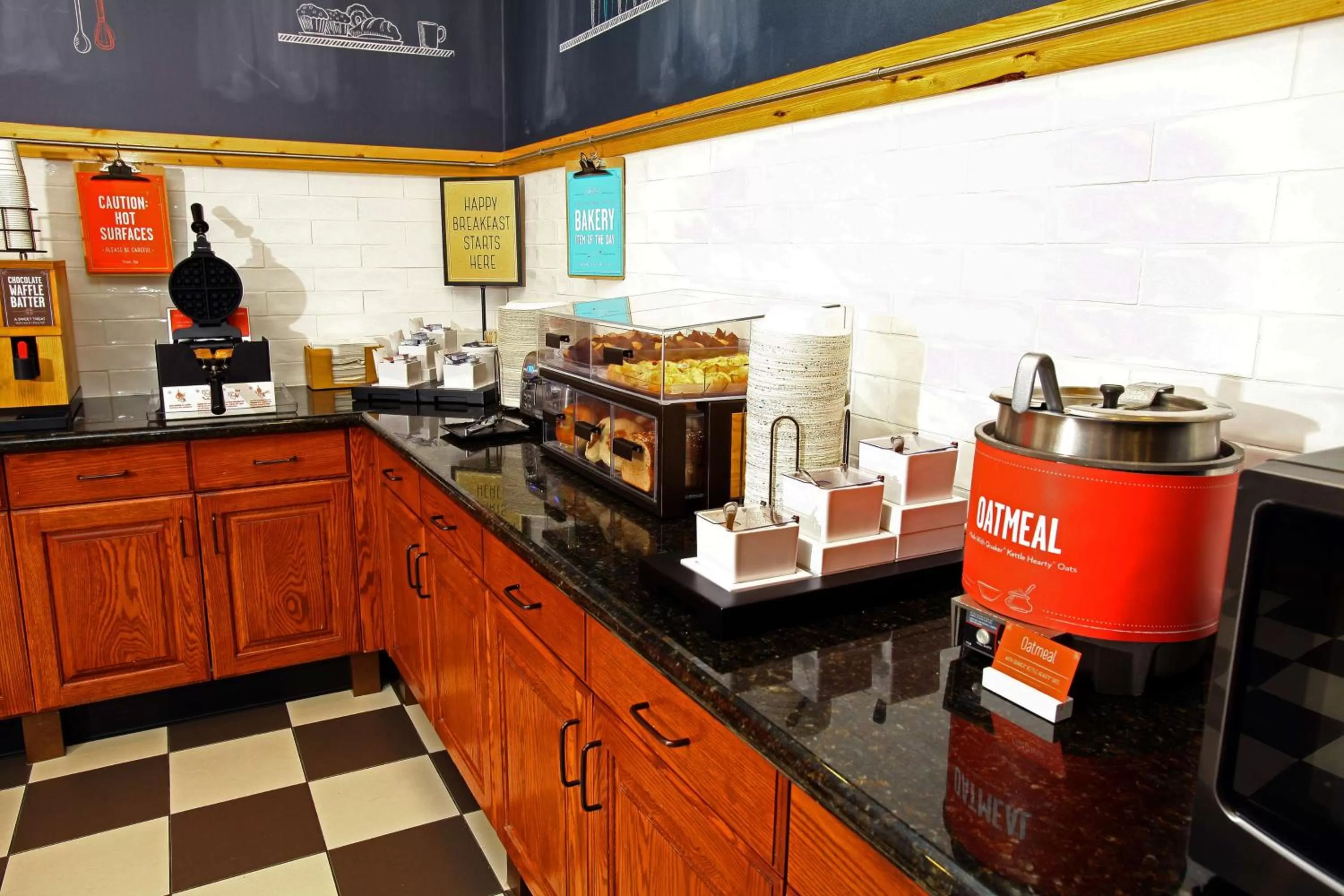 Breakfast in Hampton Inn & Suites Nampa at the Idaho Center