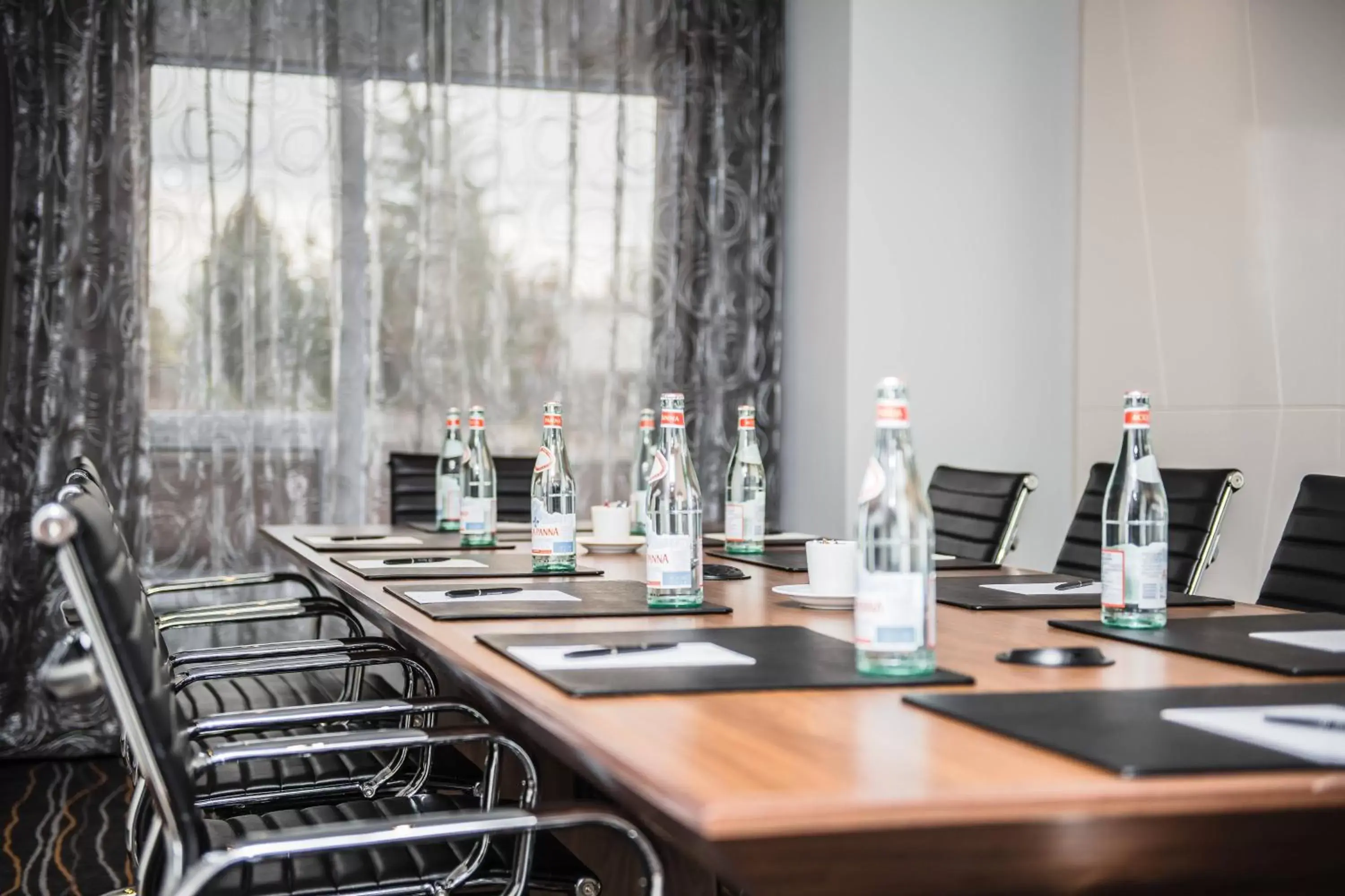 Meeting/conference room in Delta Hotels by Marriott Waterloo