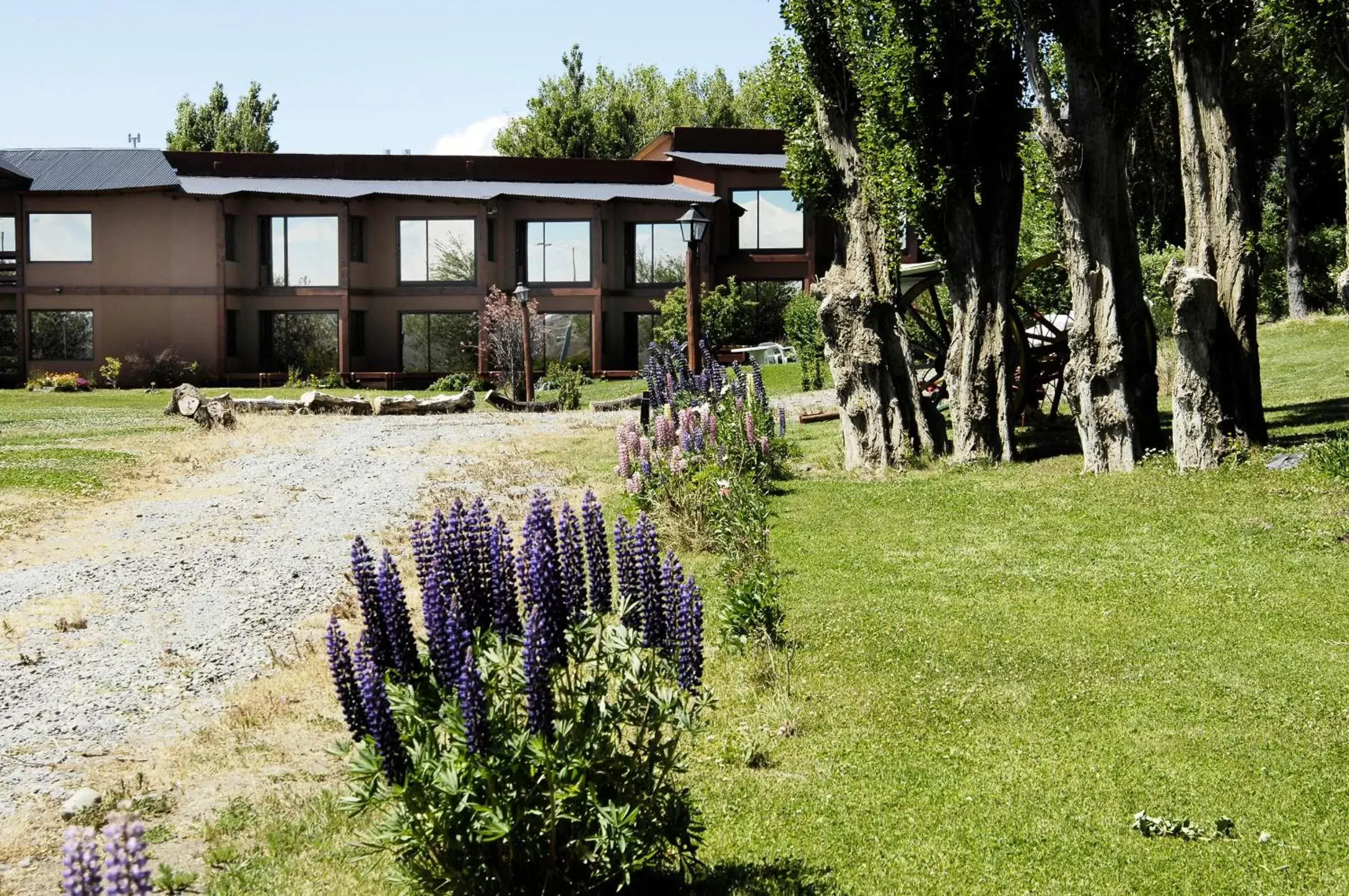 Facade/entrance, Property Building in Sierra Nevada