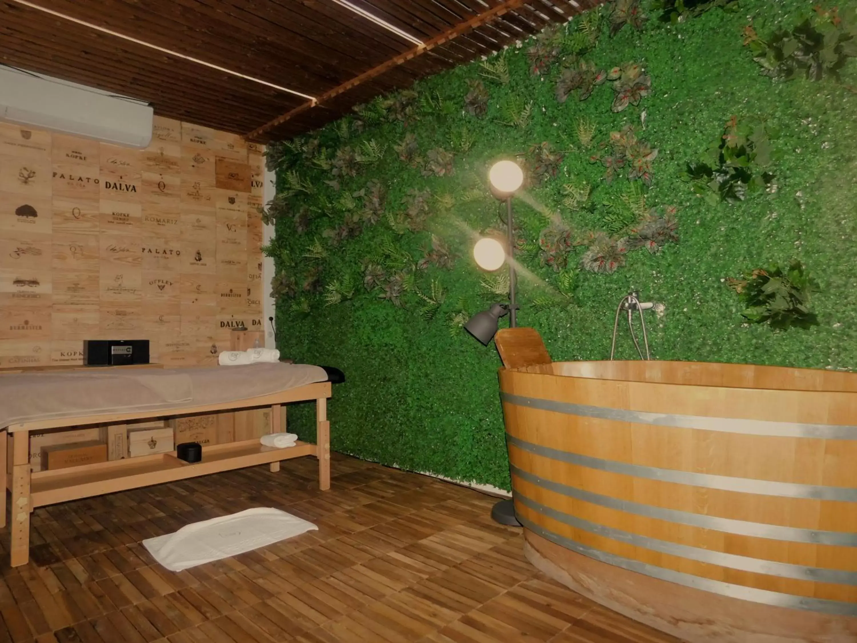 Massage, Spa/Wellness in Design & Wine Hotel