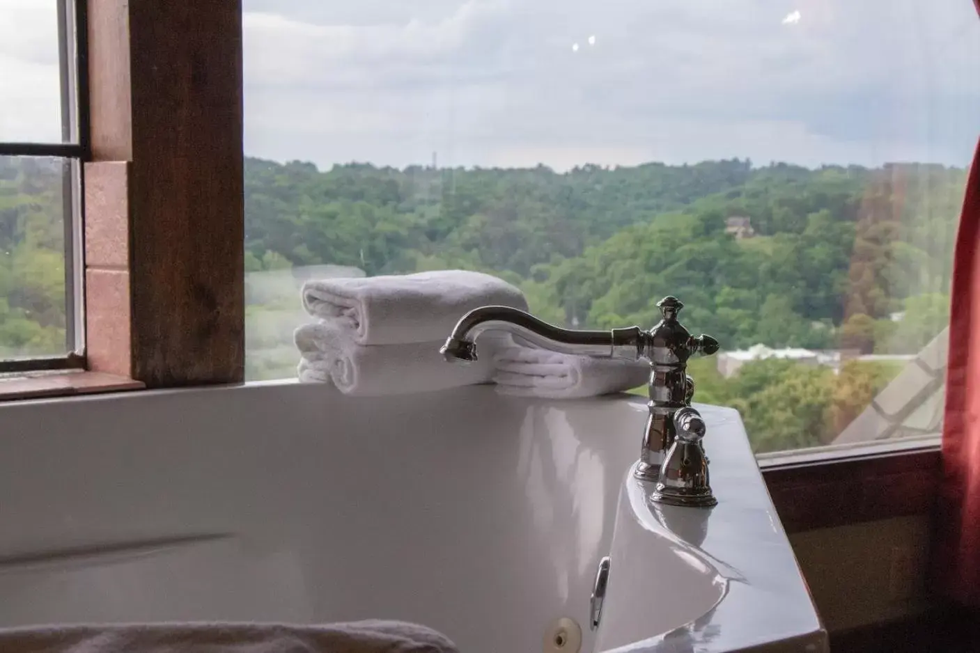 Mountain view, Bathroom in 1886 Crescent Hotel and Spa