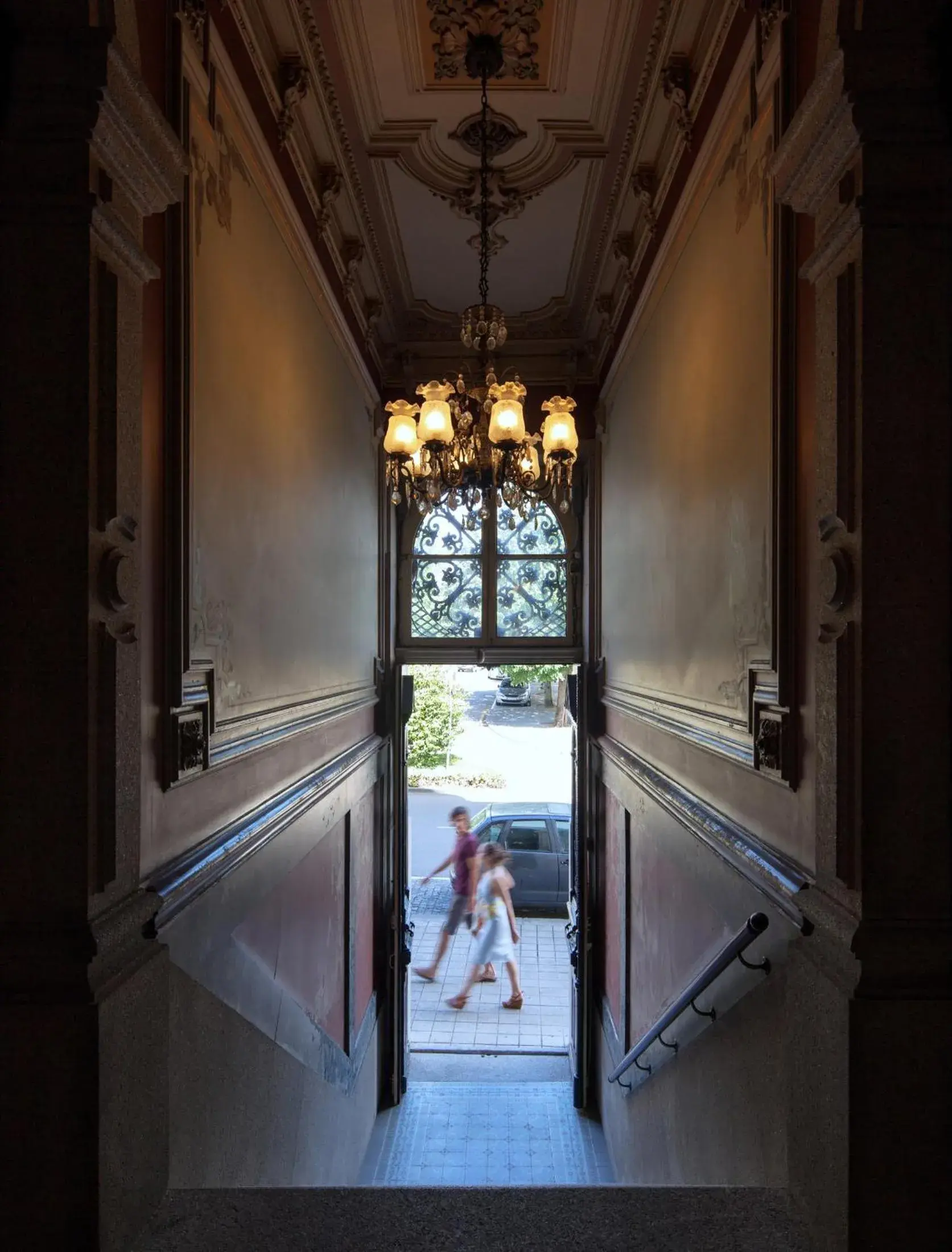 Facade/entrance in The Rex Hotel