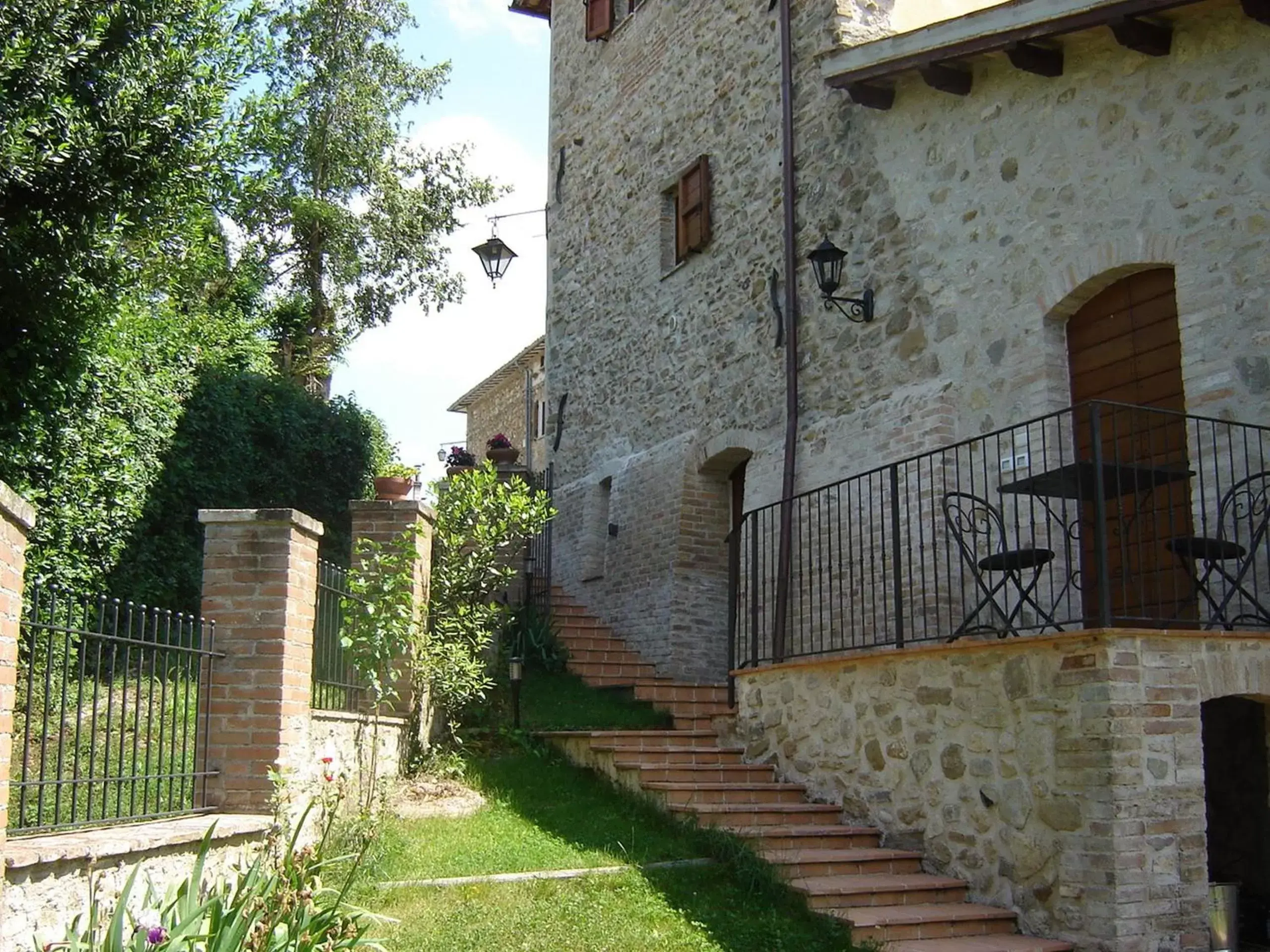 Facade/entrance, Property Building in Casale del Monsignore