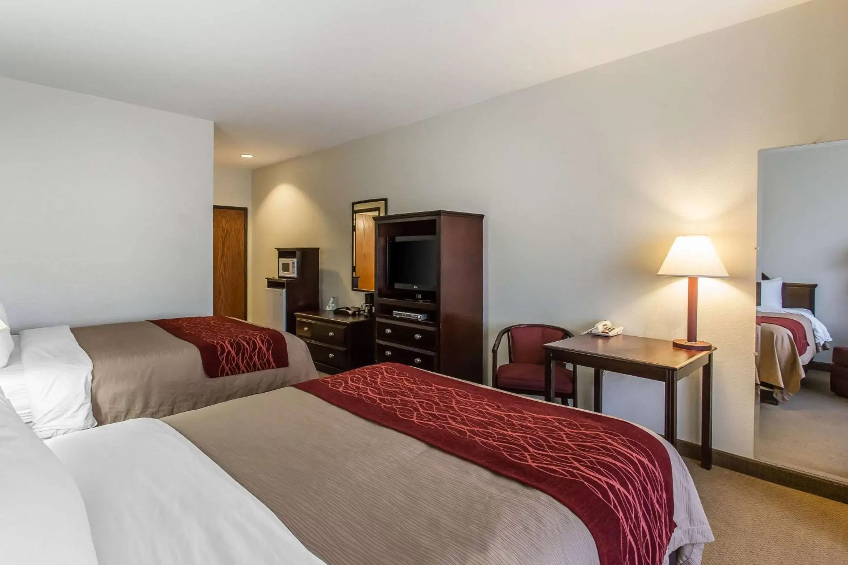 Photo of the whole room, Bed in Quality Inn & Suites Guymon