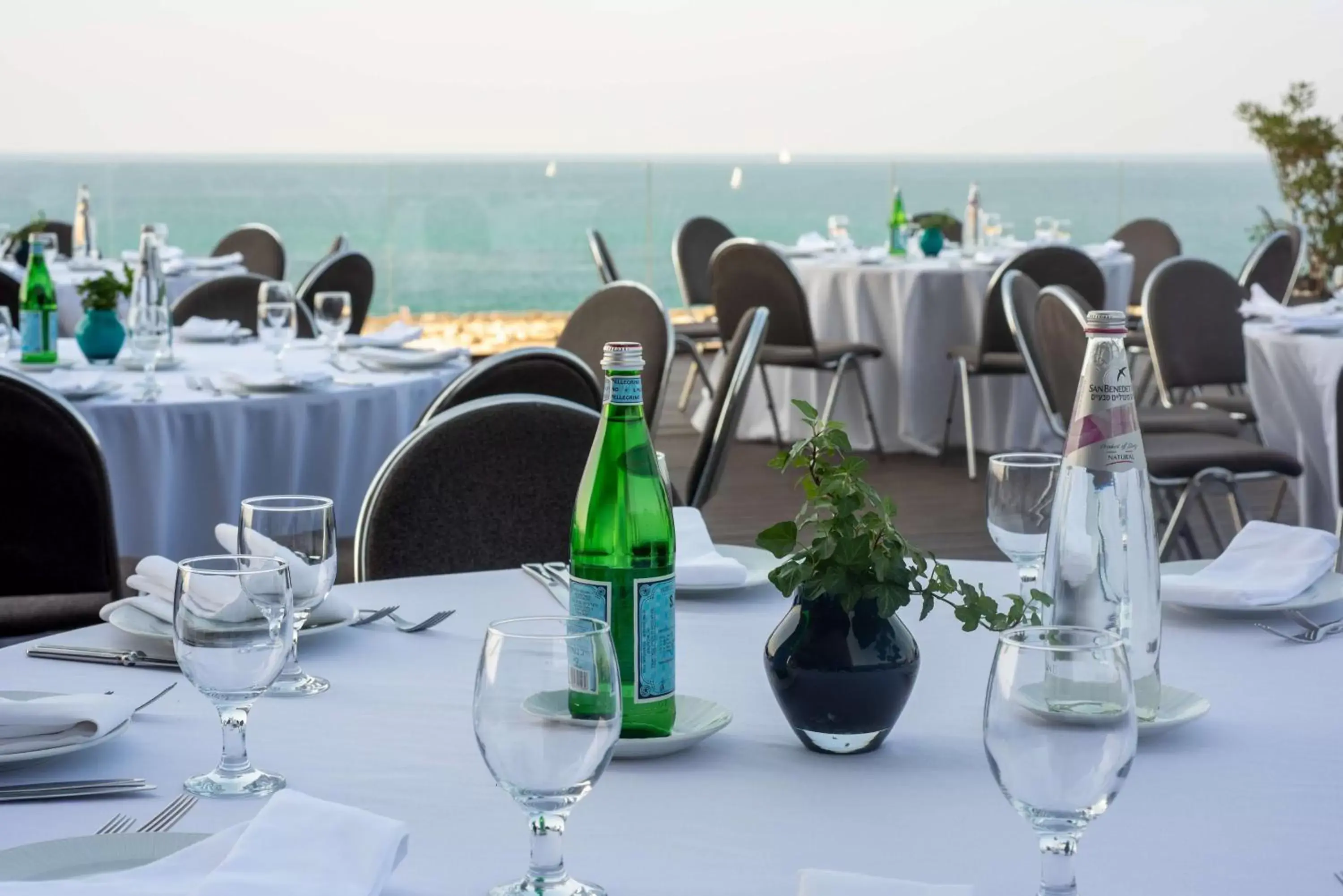 Dining area, Restaurant/Places to Eat in Hilton Tel Aviv Hotel