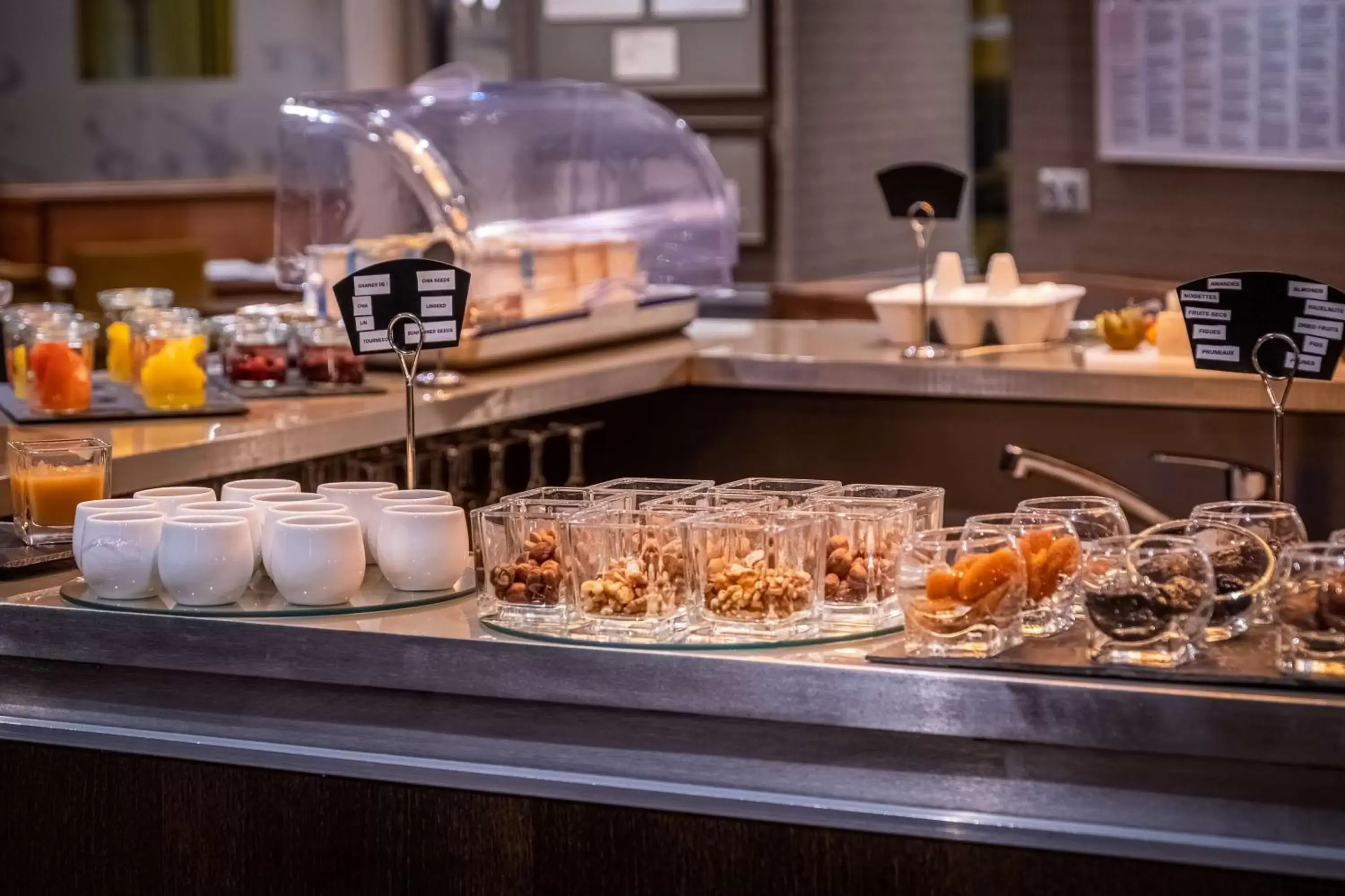 Restaurant/places to eat in Hotel Litteraire Le Swann, BW Premier Collection Restaurant/places to eat in Hotel Litteraire Le Swann, BW Premier Collection