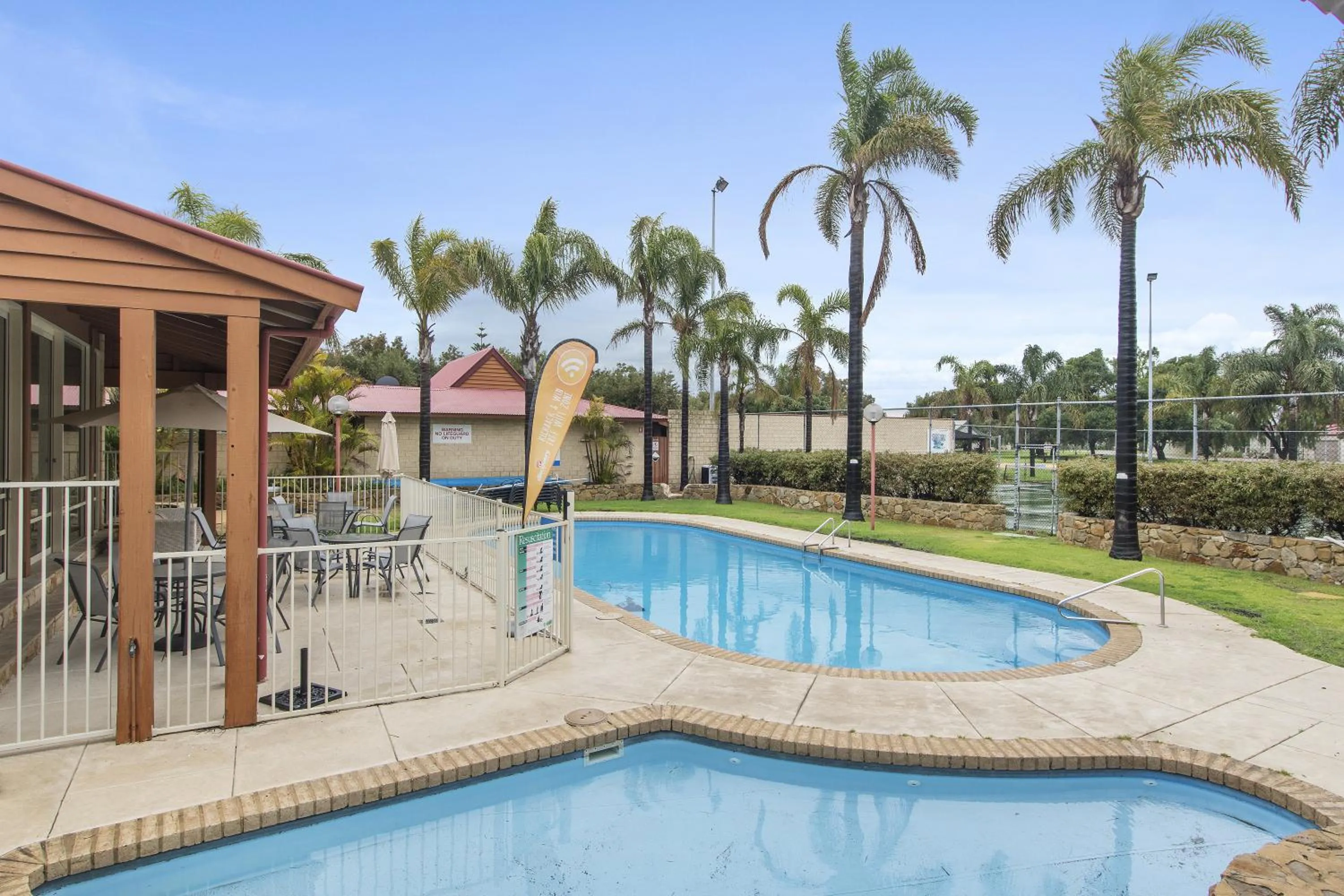 Swimming pool in Discovery Parks - Bunbury Foreshore