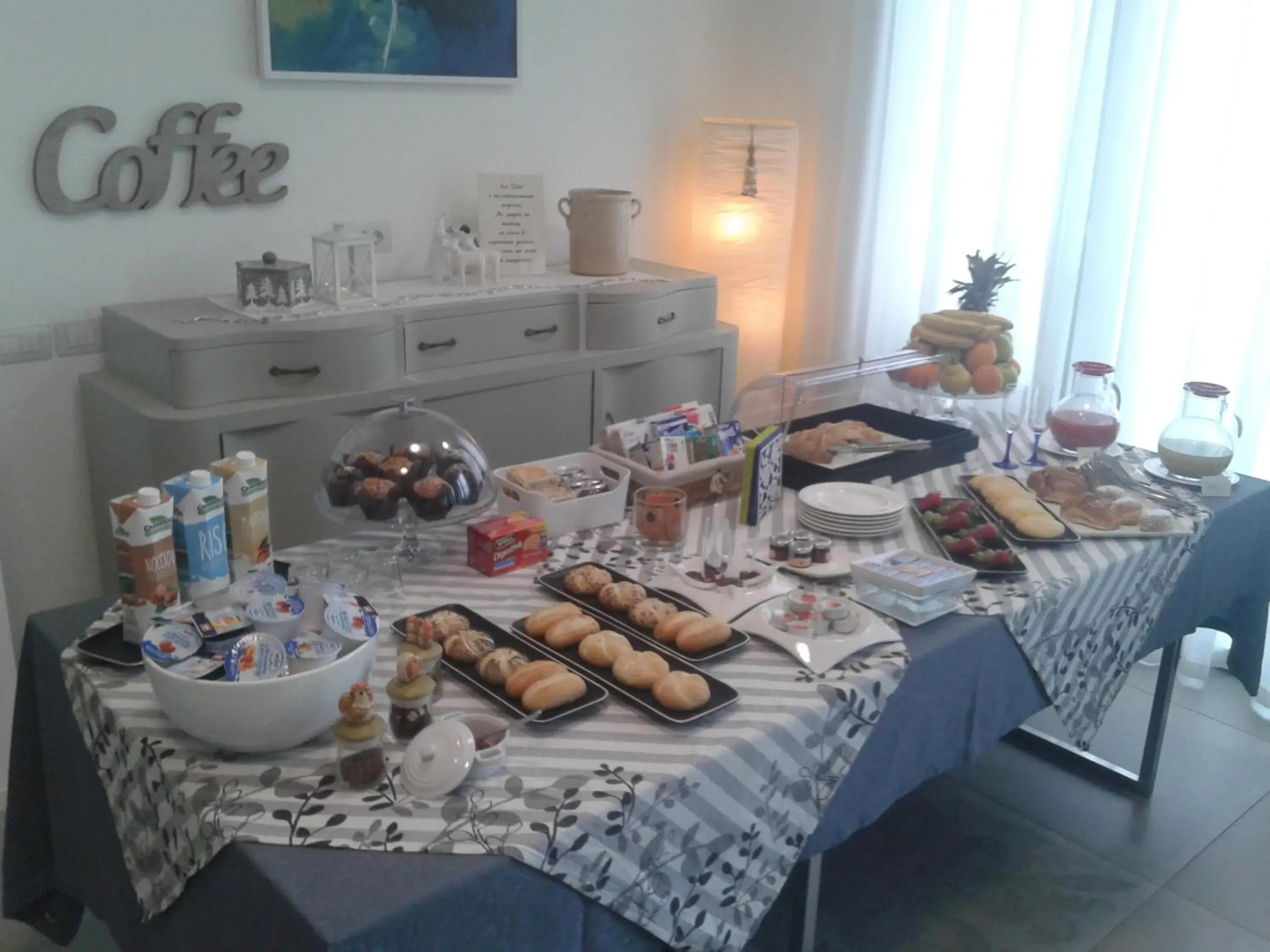 Continental breakfast in Hotel Madalù