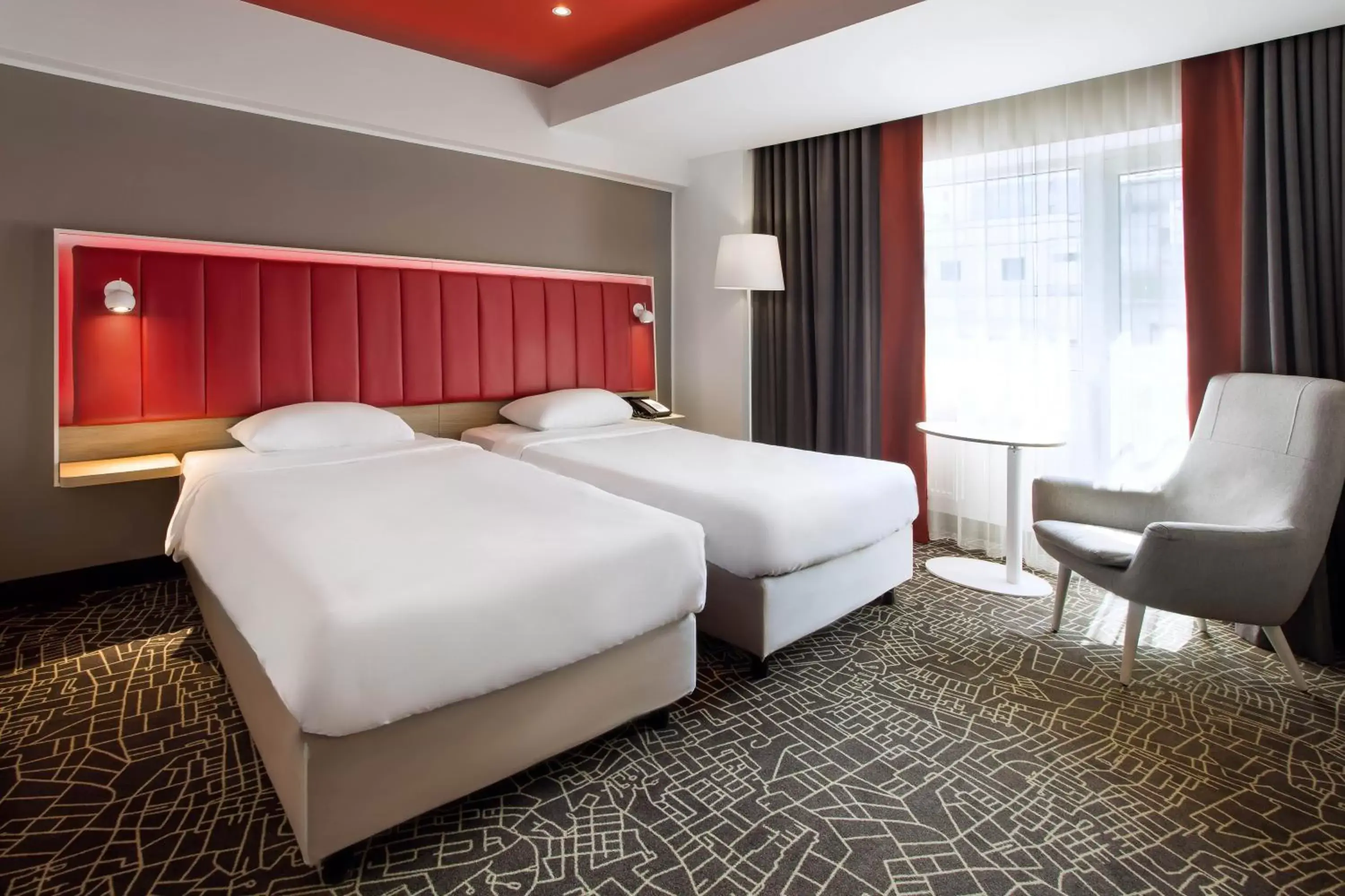 Bed in Park Inn by Radisson Bucharest Hotel & Residence