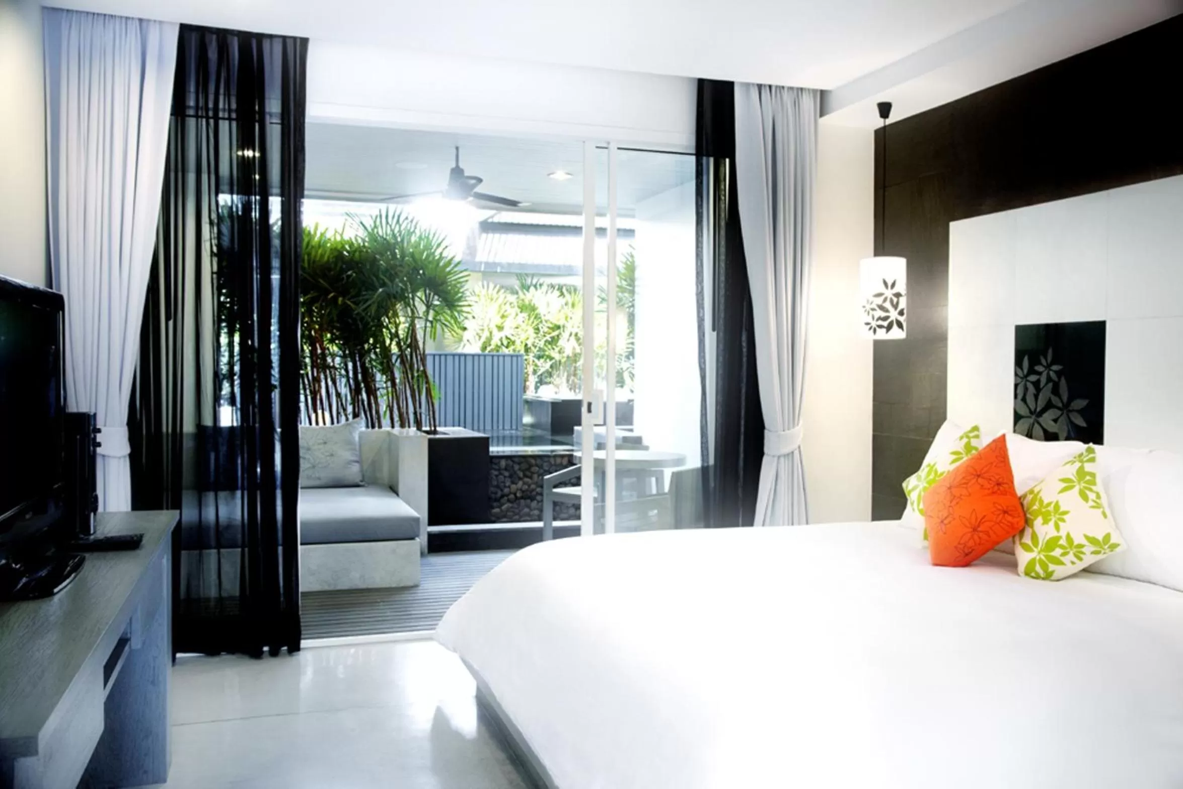 Photo of the whole room, Bed in Cher Resort