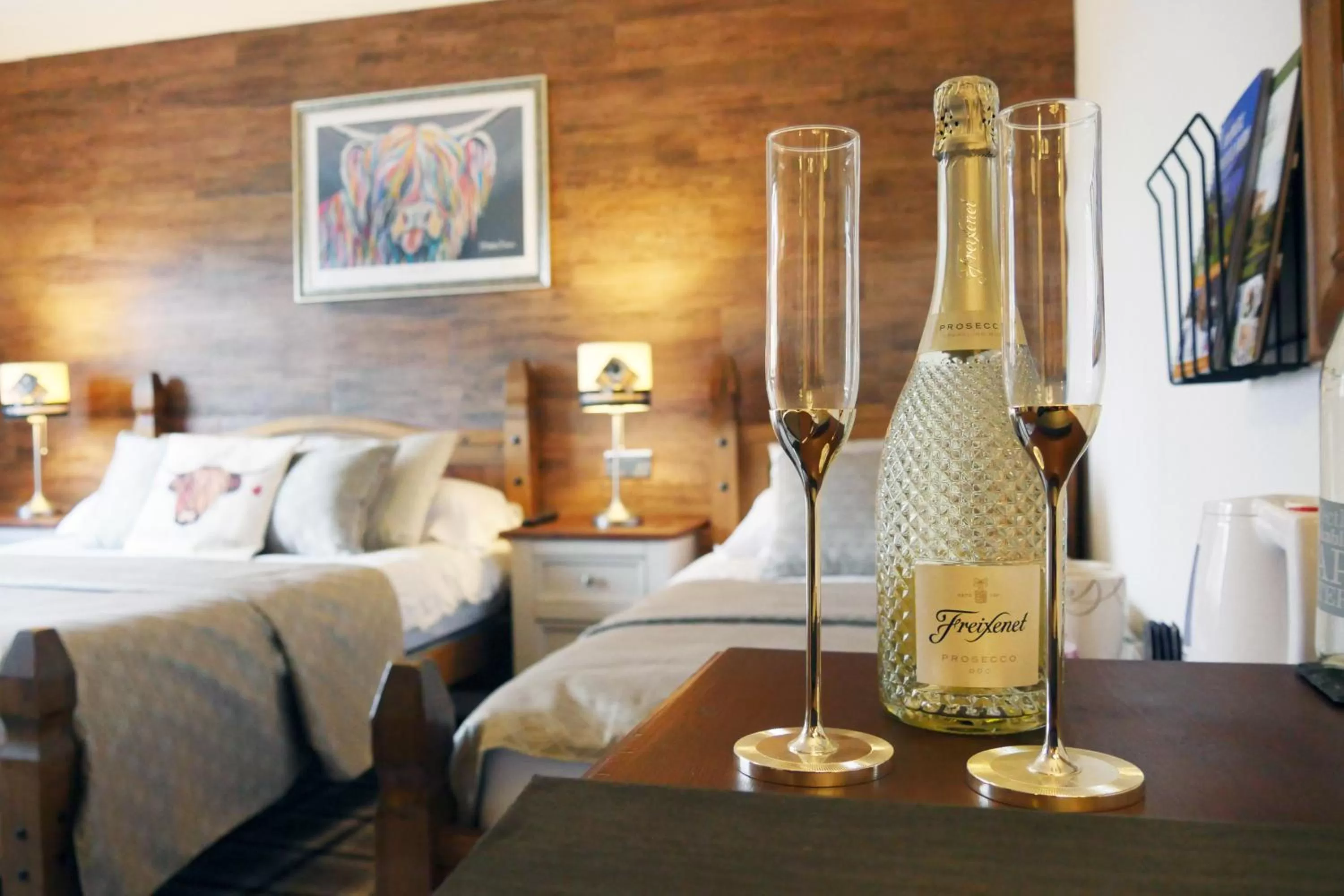 Drinks, Bed in Ardentorrie Guest House