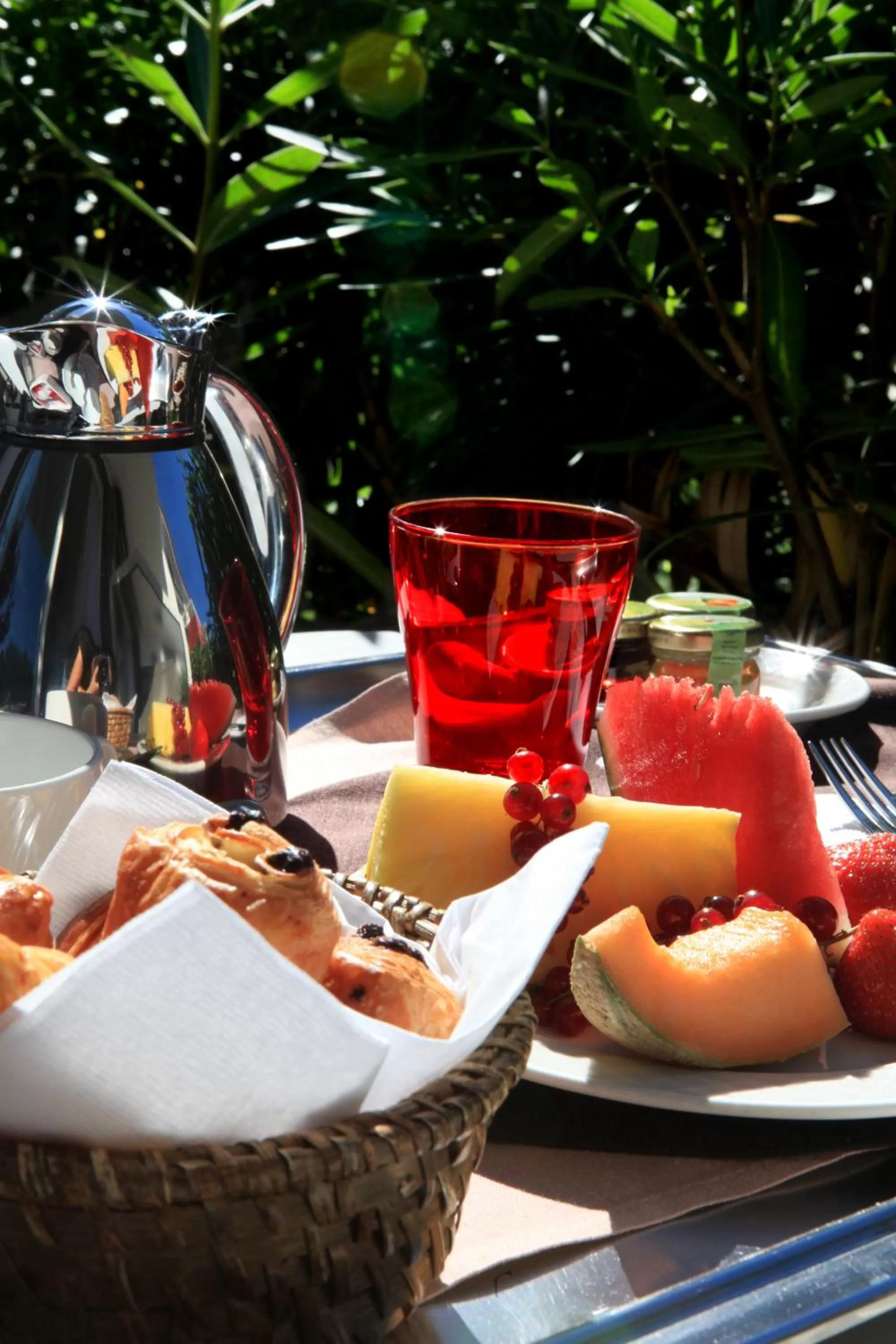 Food in Best Western Plus La Marina