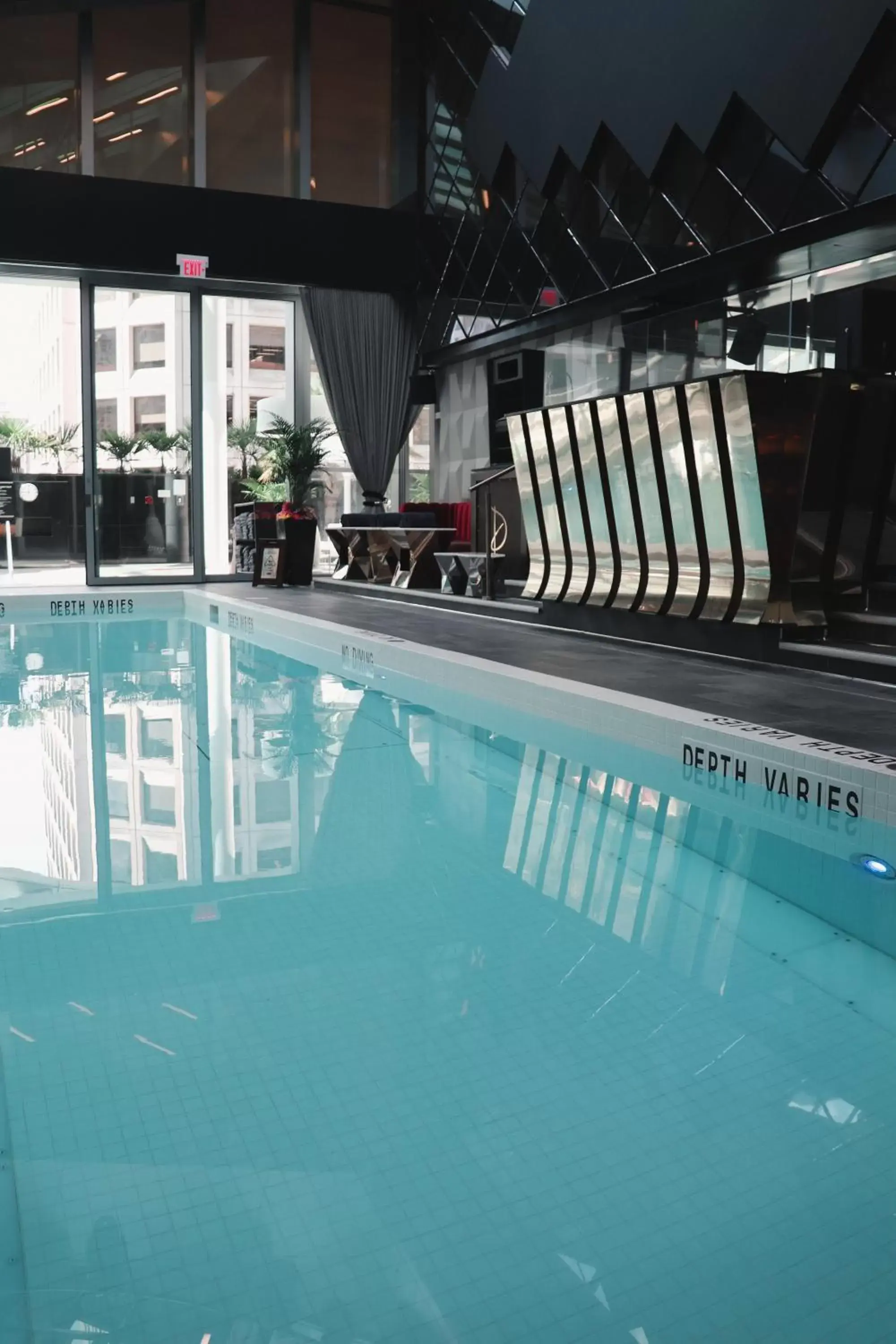 Swimming Pool in Paradox Hotel Vancouver