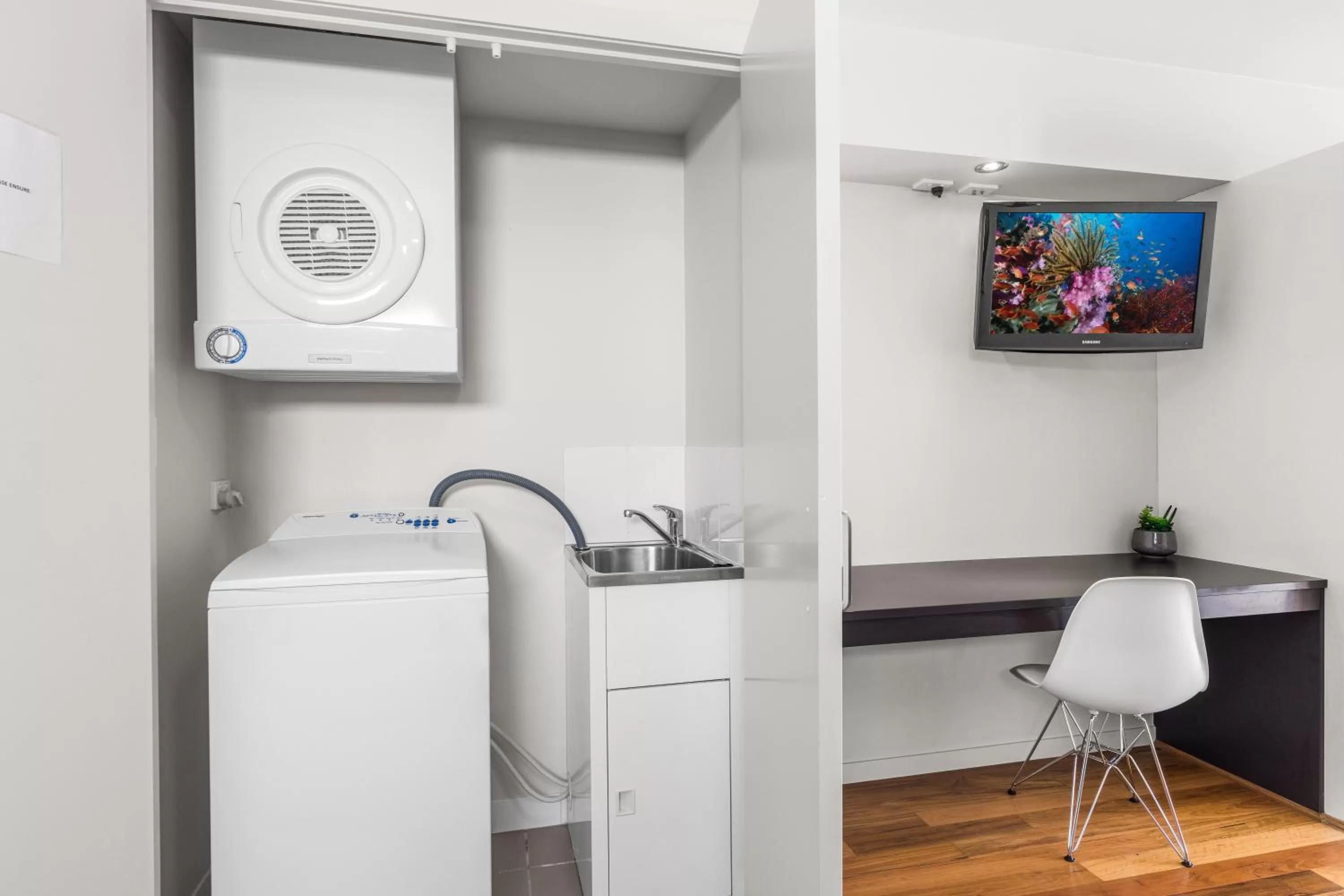 laundry in Essence Apartments Chermside