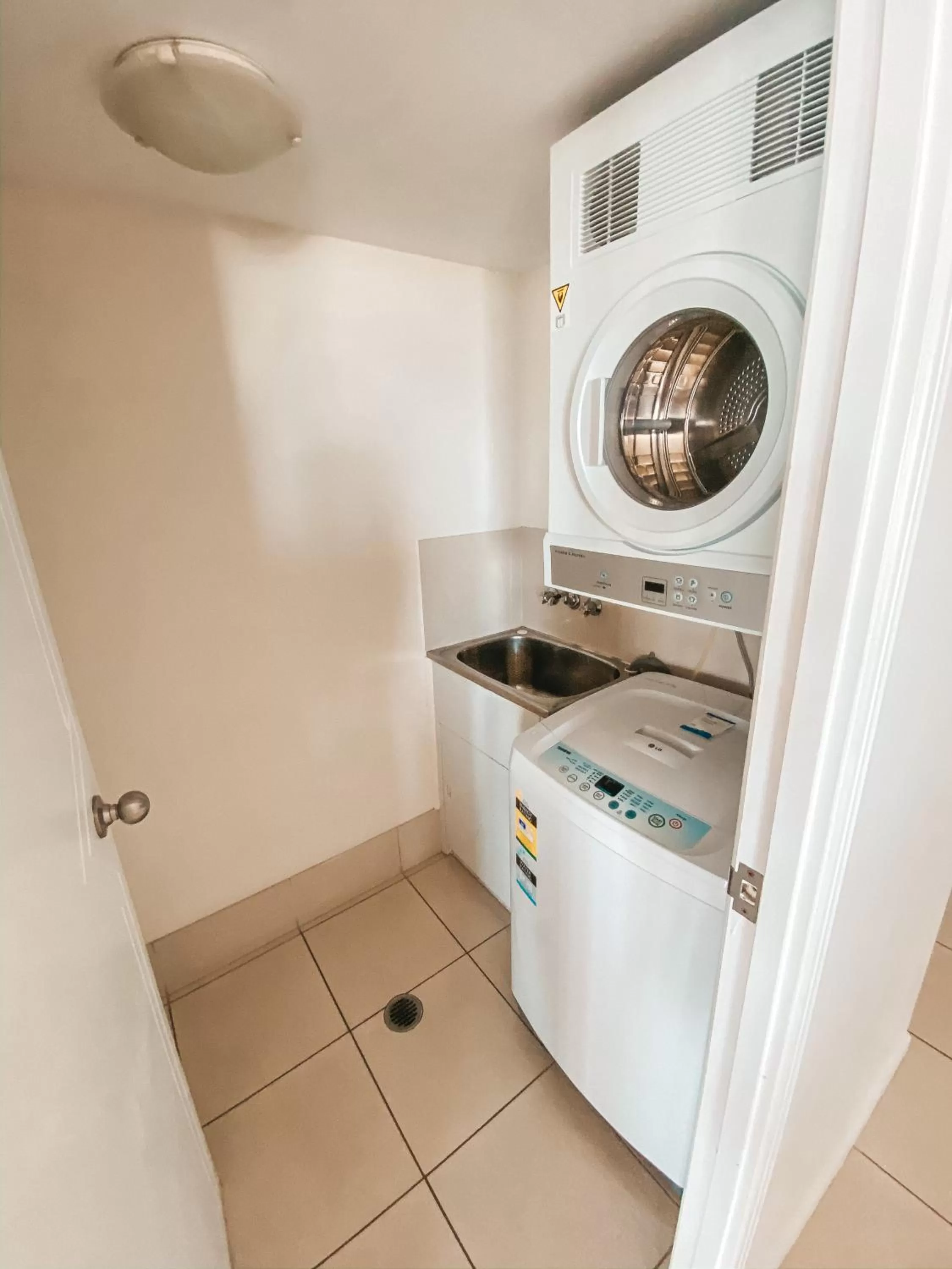 laundry in Bargara Blue Resort