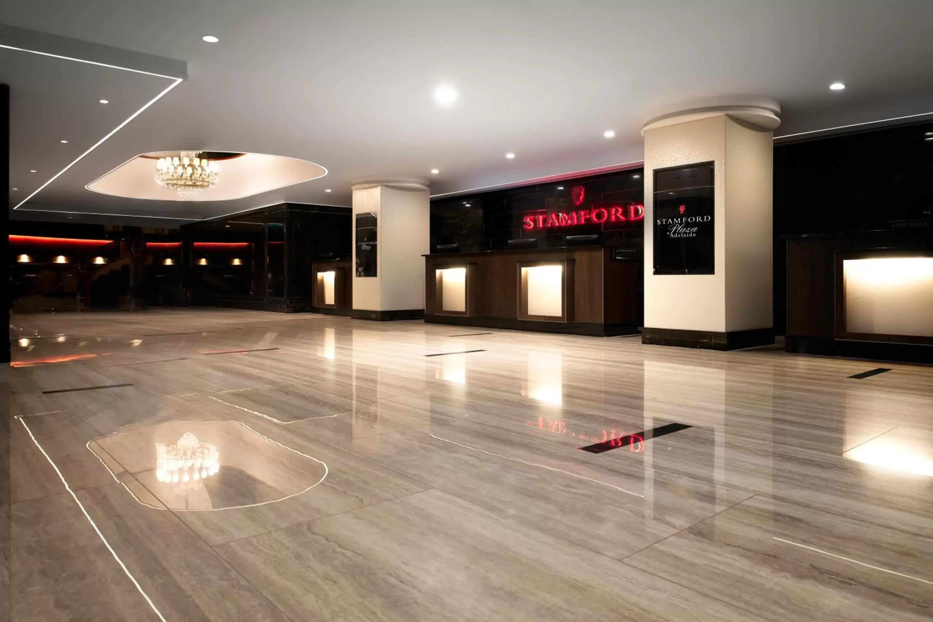 Lobby or reception in Stamford Plaza Adelaide