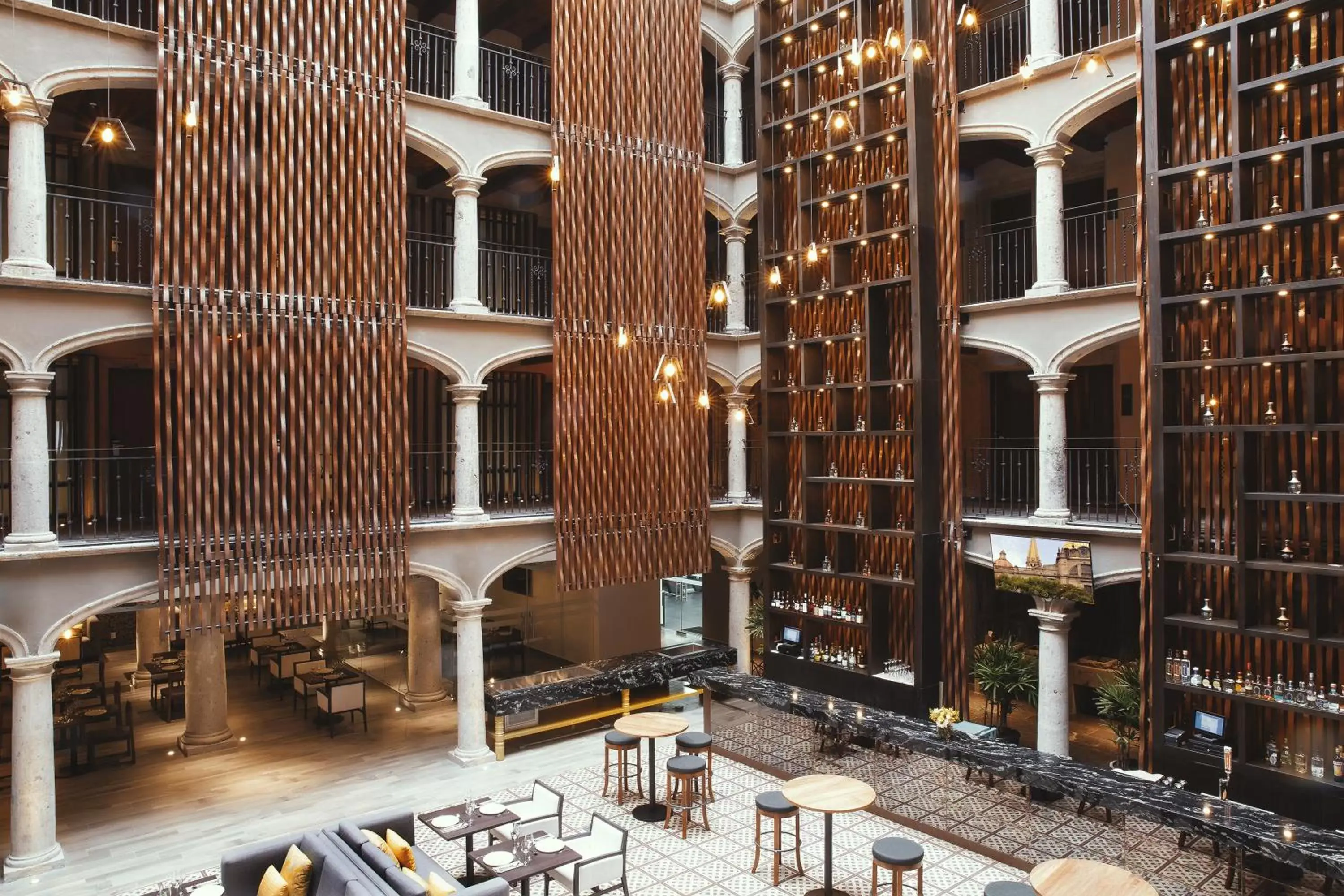 Restaurant/places to eat in Hotel Indigo Guadalajara Expo by IHG Restaurant/places to eat in Hotel Indigo Guadalajara Expo by IHG