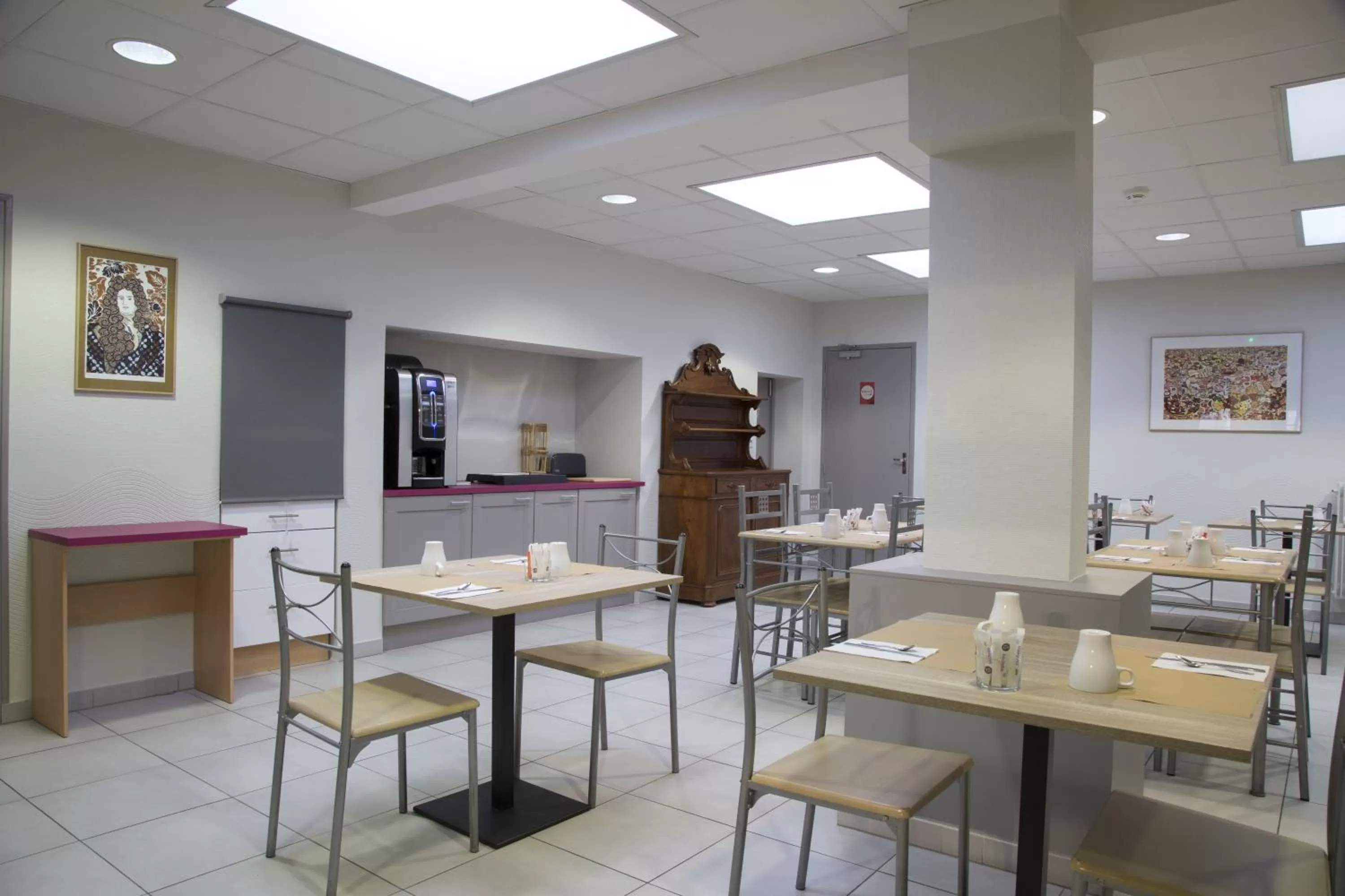 Restaurant/places to eat in Logis Hôtel Chaptal, Amboise