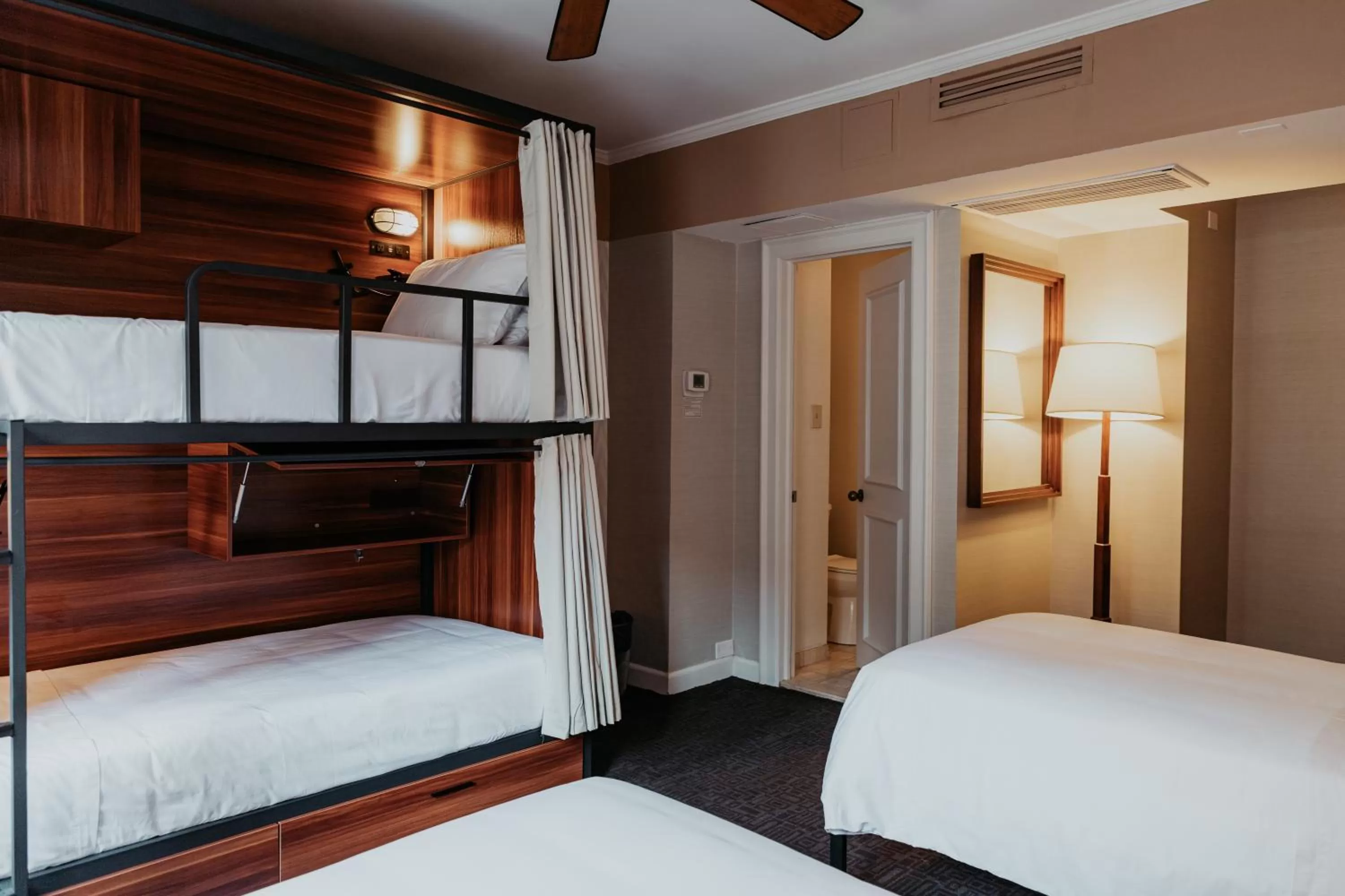 Bedroom, Bunk Bed in Selina Chicago