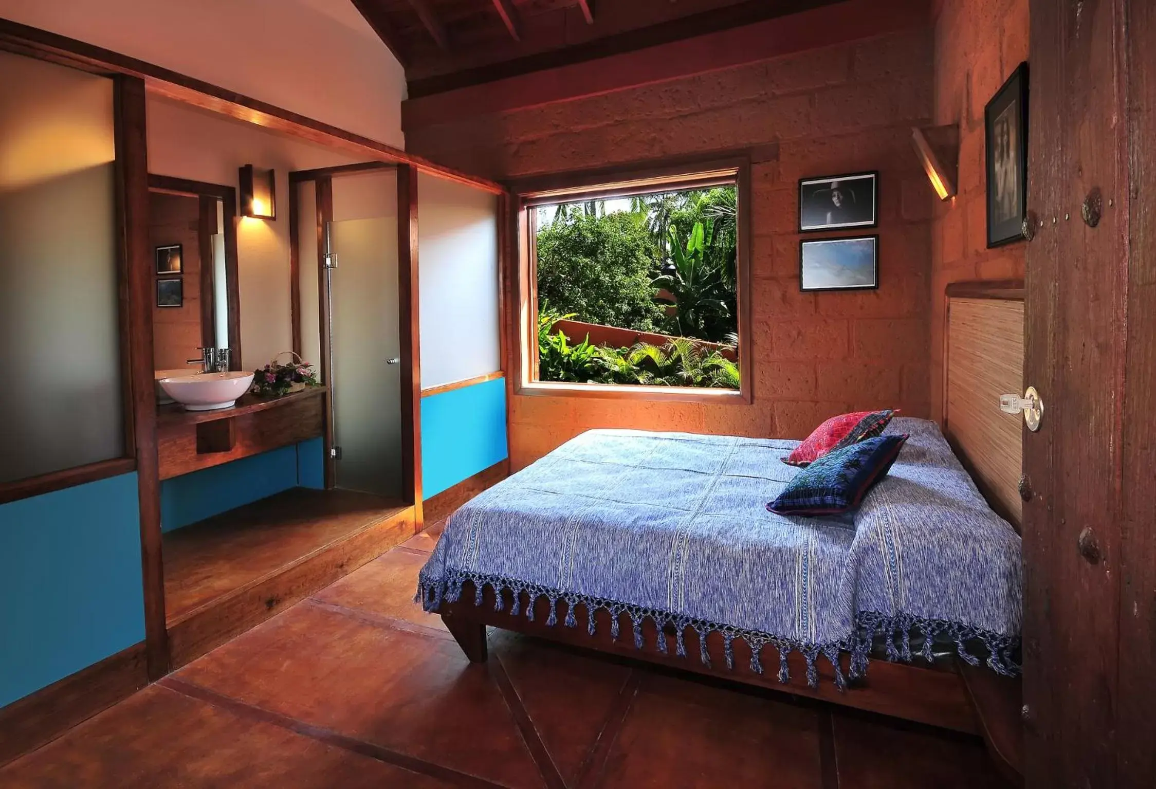 Deluxe Queen Room in Hotel Casa San Pancho Deluxe Queen Room in Hotel Casa San Pancho