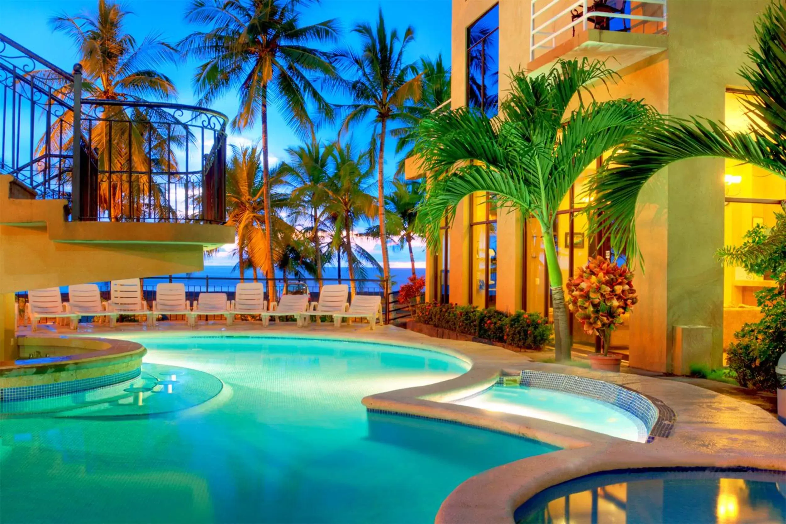 Beach, Swimming Pool in Balcon del Mar Beach Front Hotel