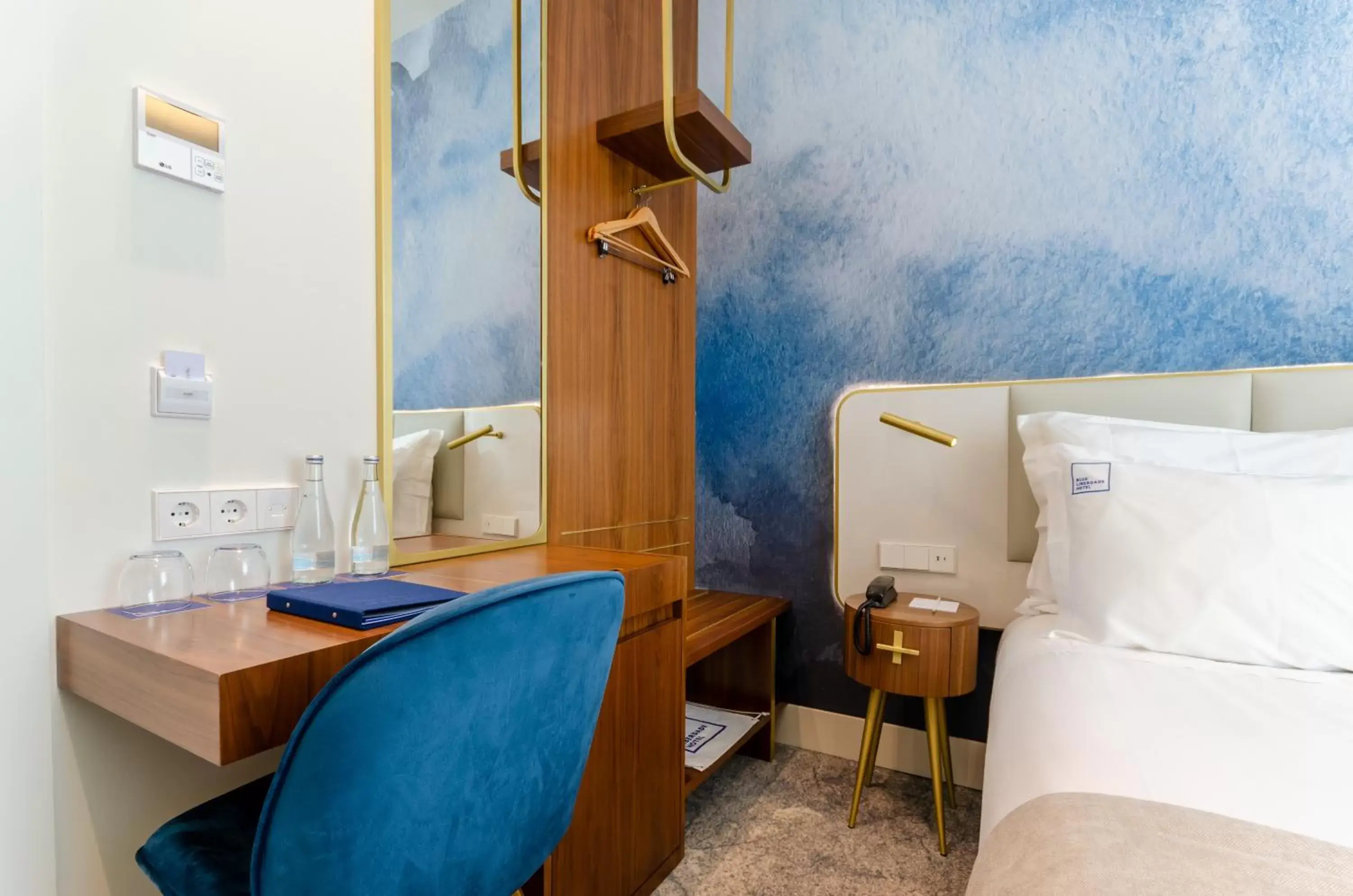 Bathroom in Blue Liberdade Hotel