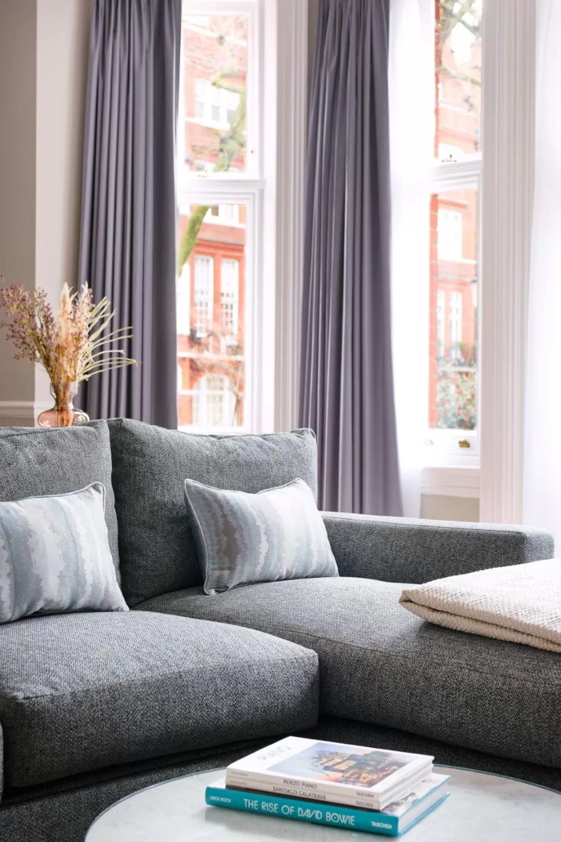 Living room in 11 Cadogan Gardens and The Apartments by Iconic Luxury Hotels