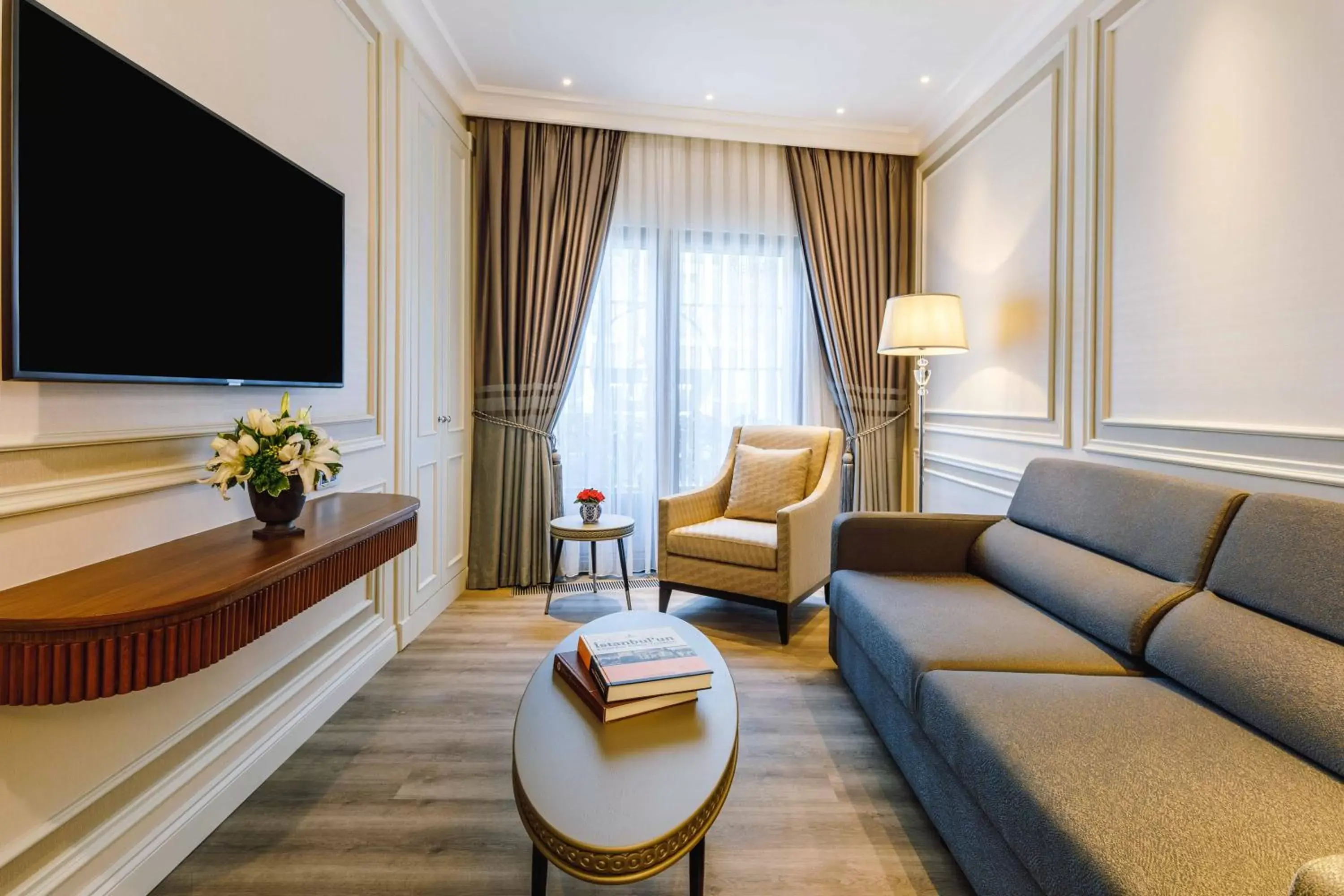 Living room, Seating Area in Amiral Palace Hotel Boutique Class