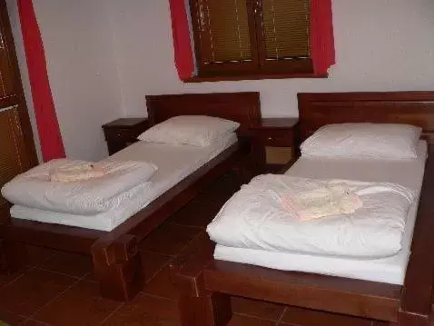 Classic Double or Twin Room in Penzion PKO Nitra Classic Double or Twin Room in Penzion PKO Nitra