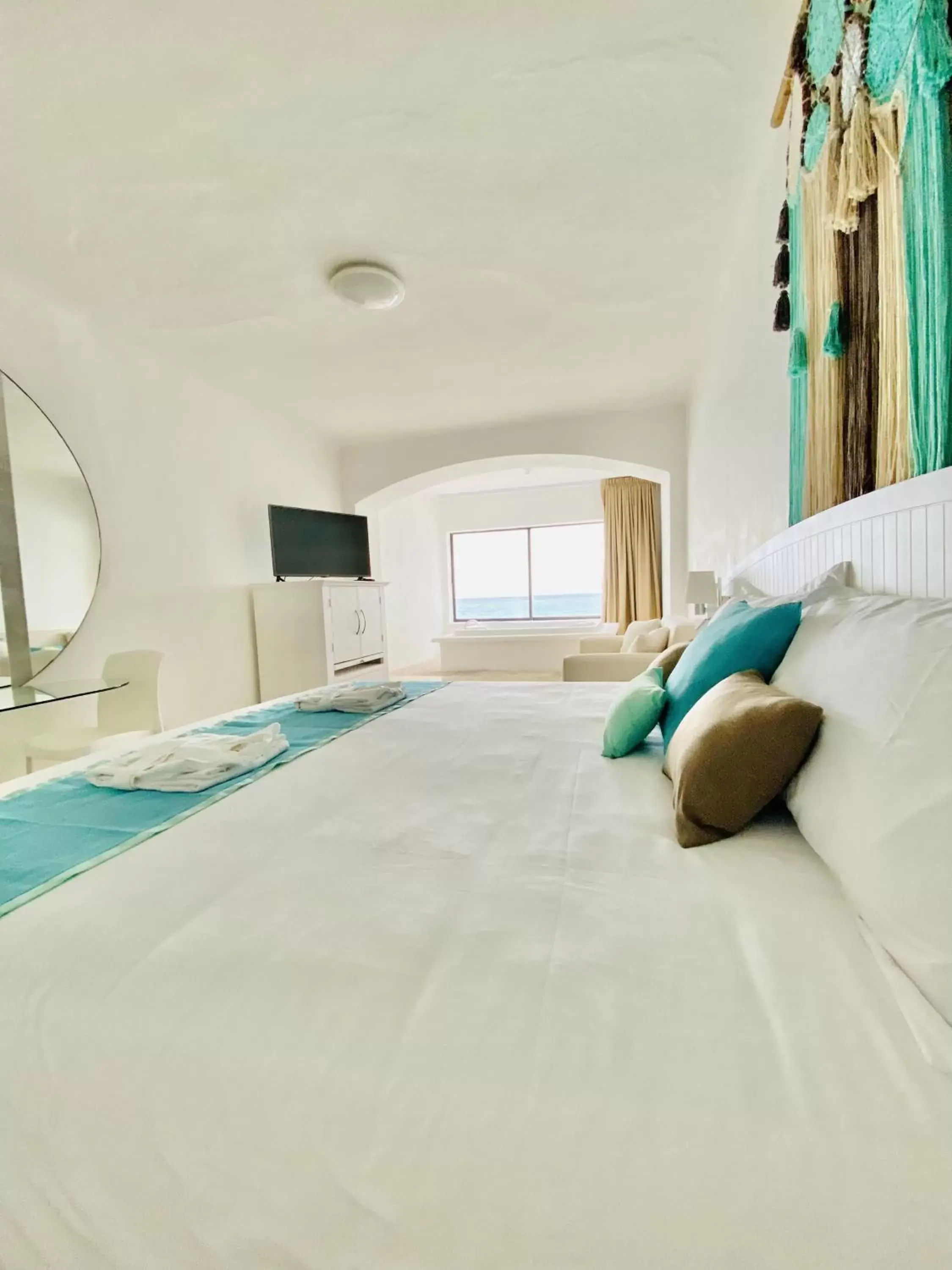 Decorative detail, Bed in Cyan Cancun Resort & Spa