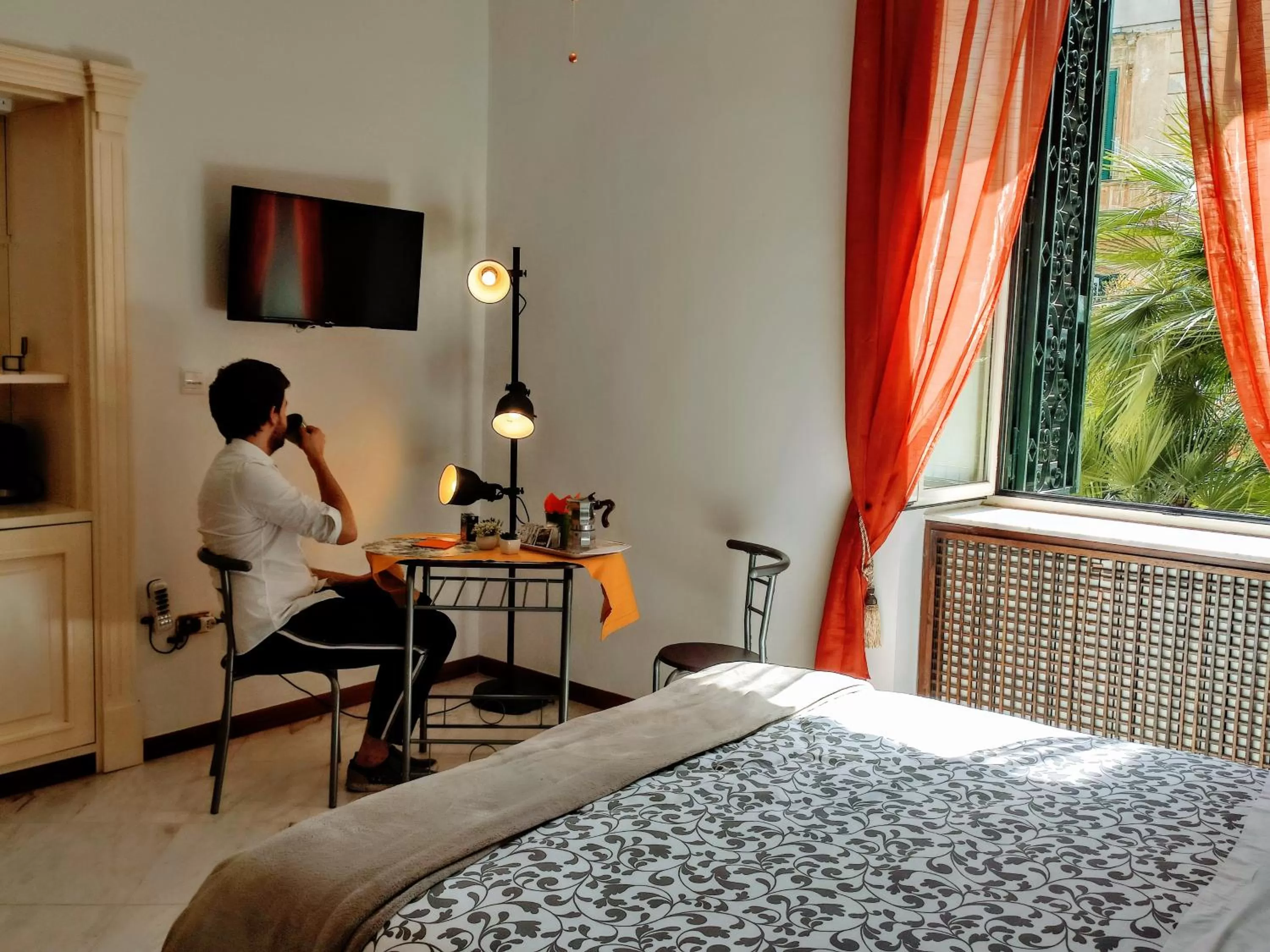 Coffee/tea facilities, Bed in La Casa Del Sole A Mergellina