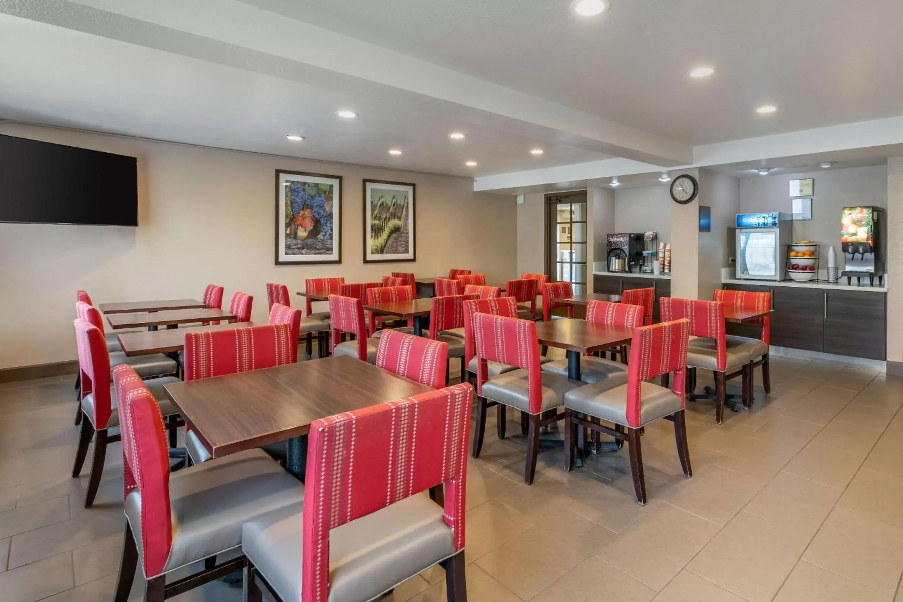 Restaurant/Places to Eat in Comfort Inn Cordelia