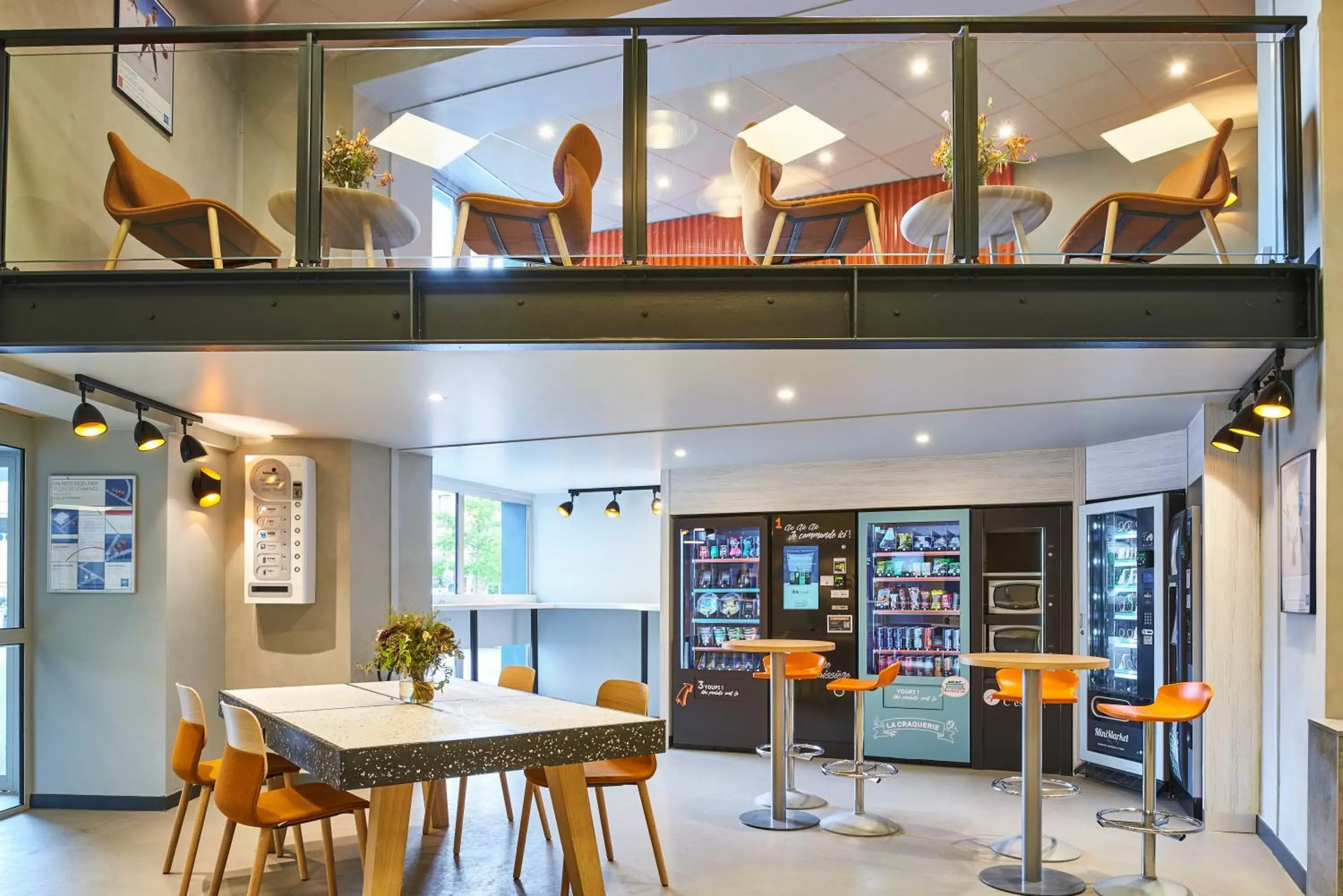 Lobby or reception in ibis budget Paris Porte d'Aubervilliers Lobby or reception in ibis budget Paris Porte d'Aubervilliers