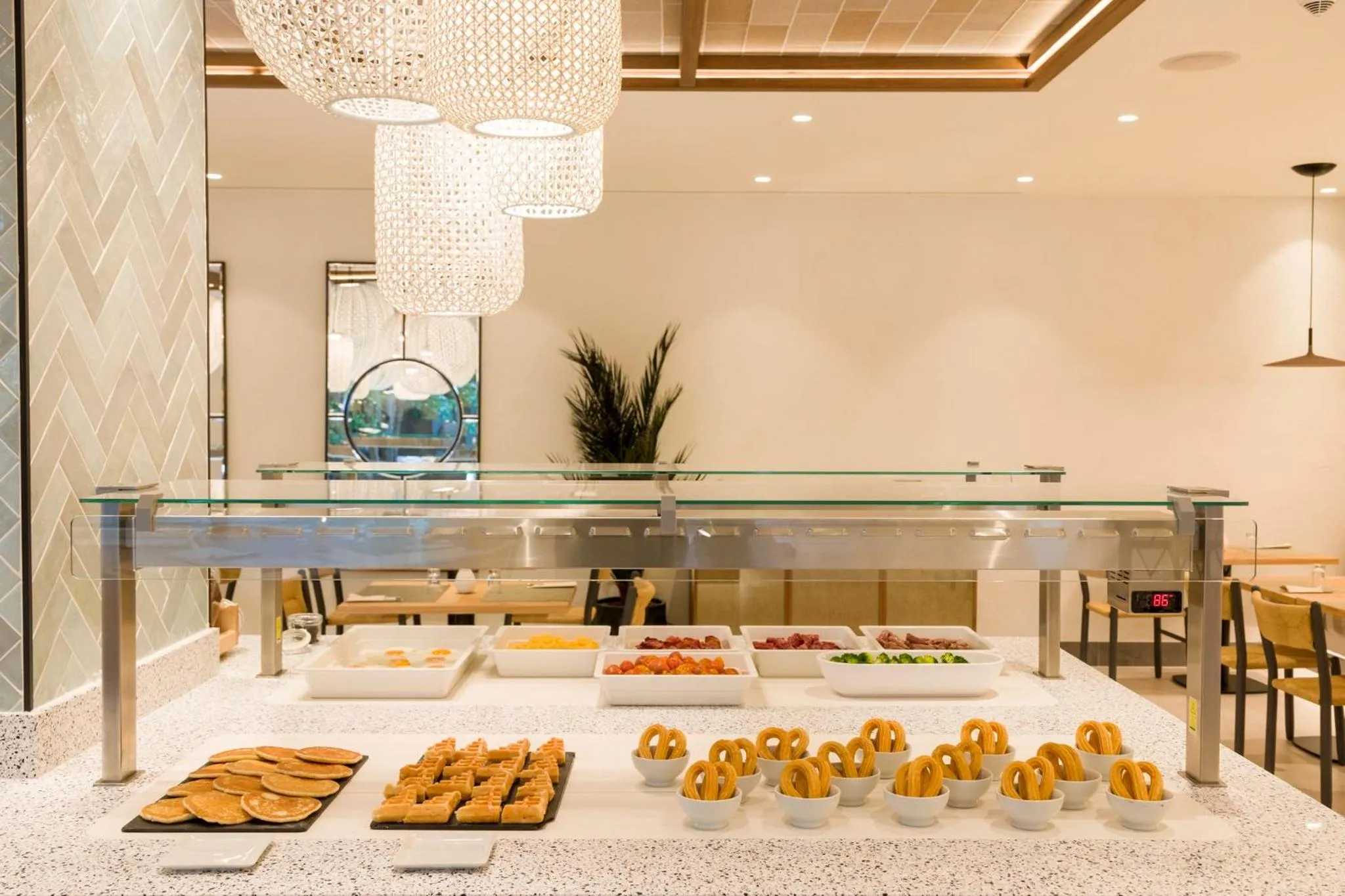 Buffet breakfast in Ilunion Menorca