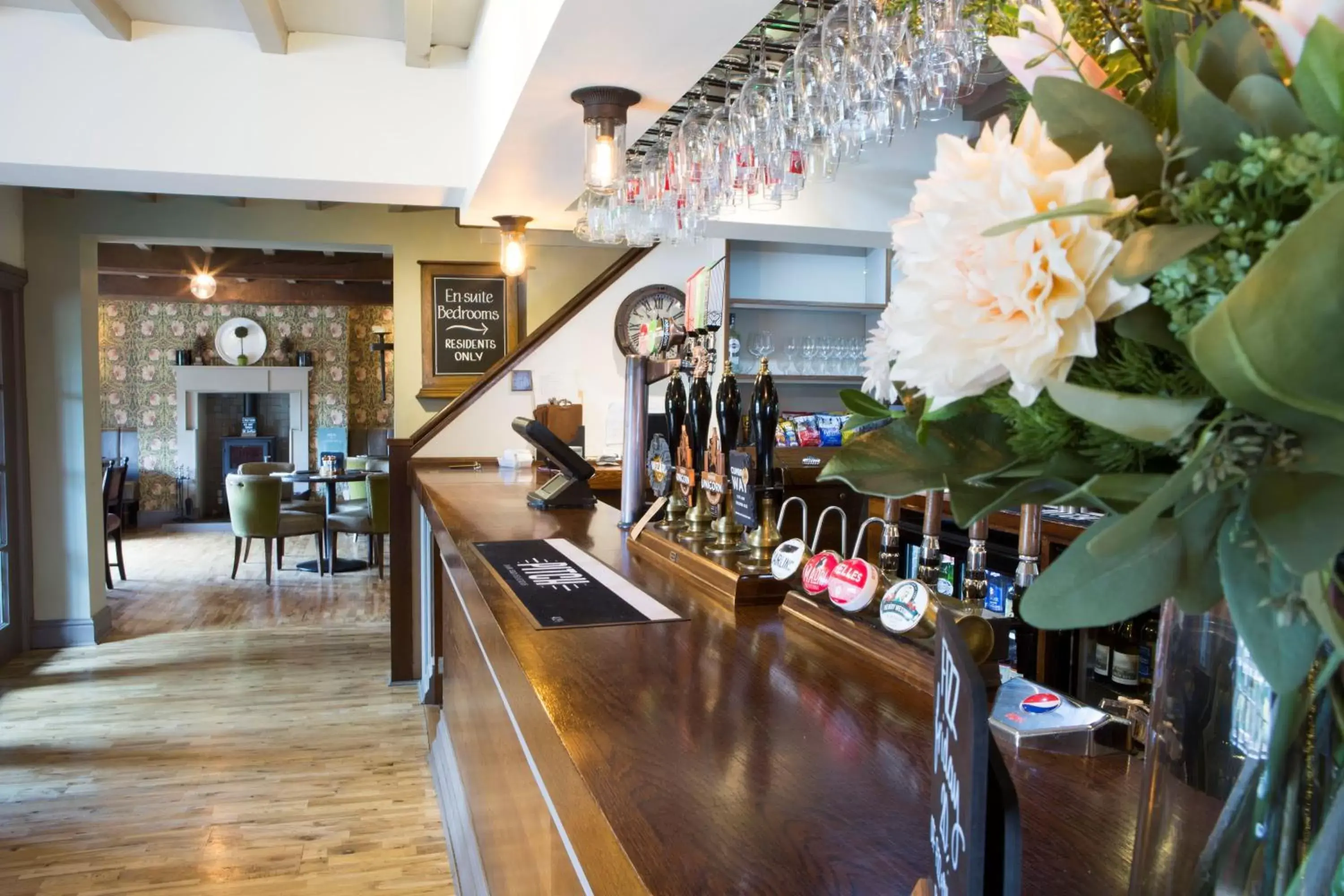 Restaurant/places to eat in Alvanley Arms, Cotebrook