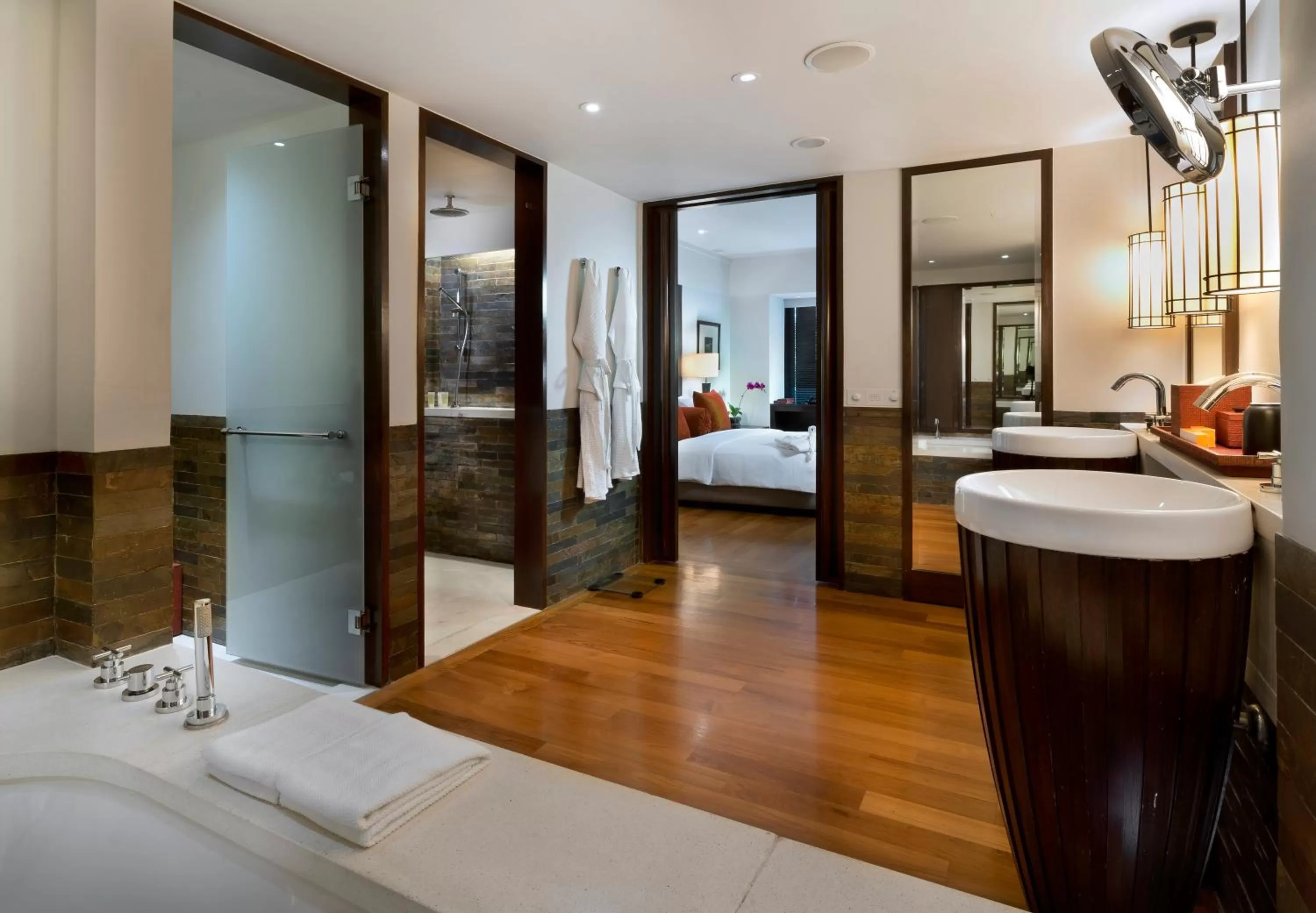 Bathroom, Bed in The Saujana Kuala Lumpur