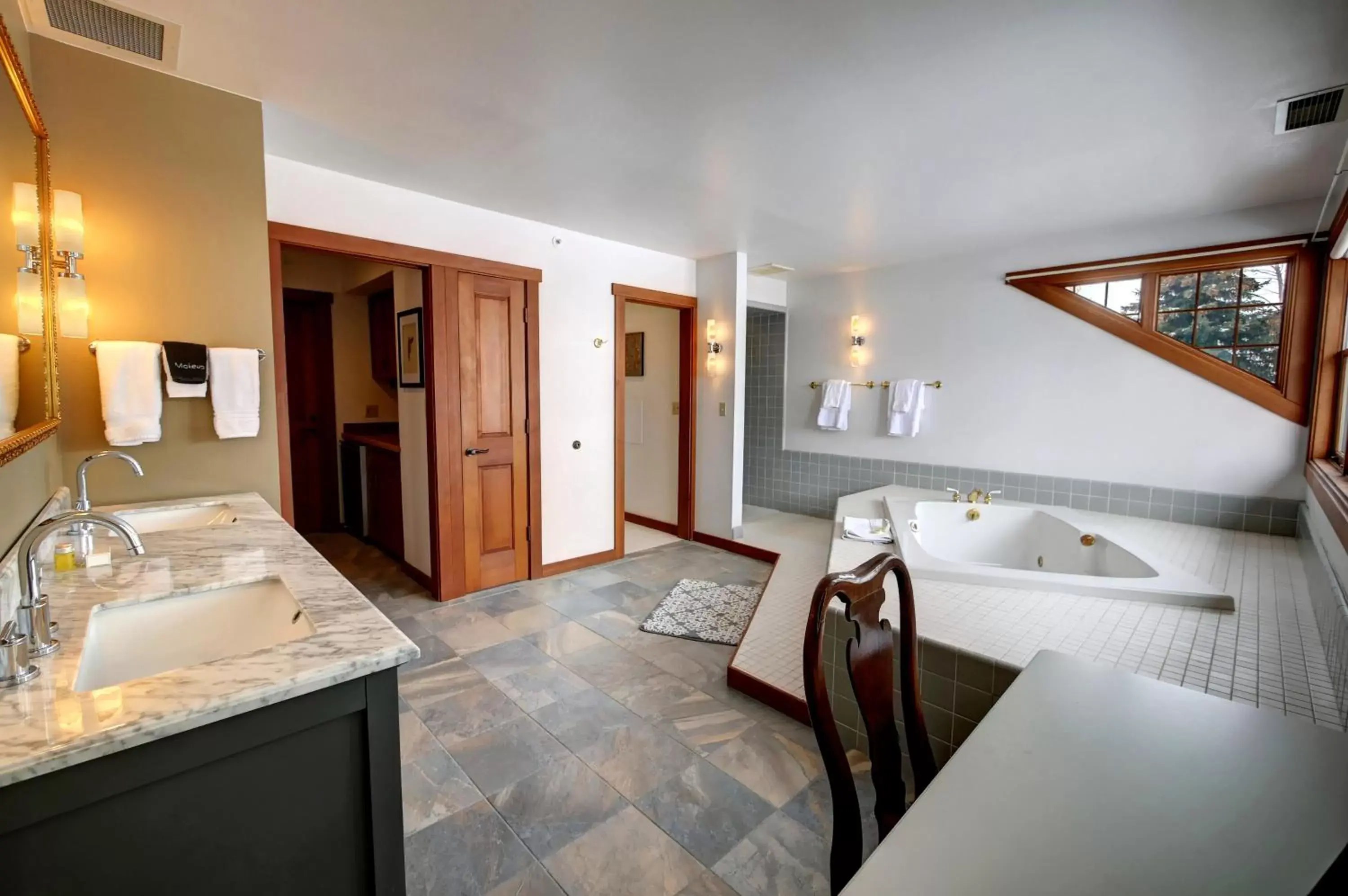 Bathroom in Casia Lodge and Ranch