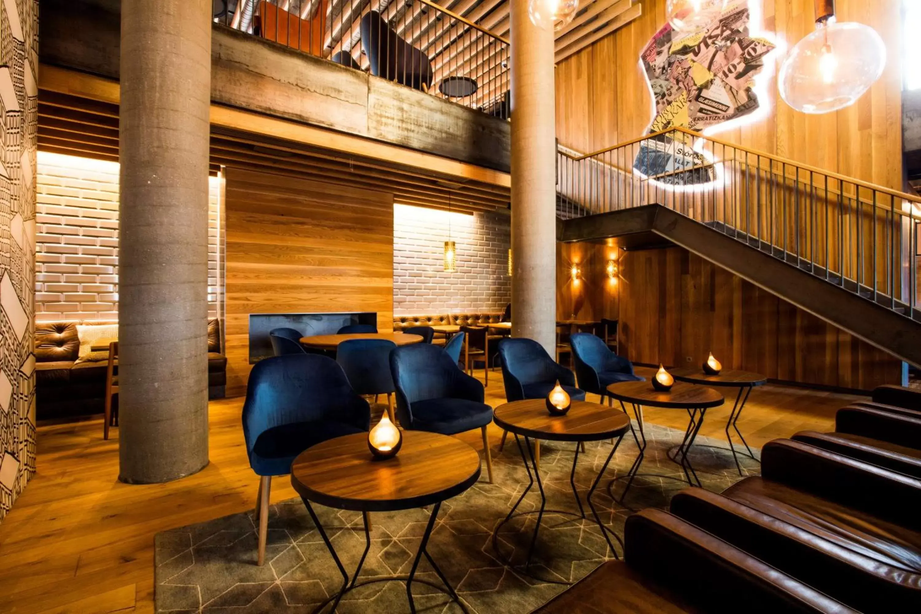 Dining area, Lounge/Bar in Canopy by Hilton Reykjavik City Centre