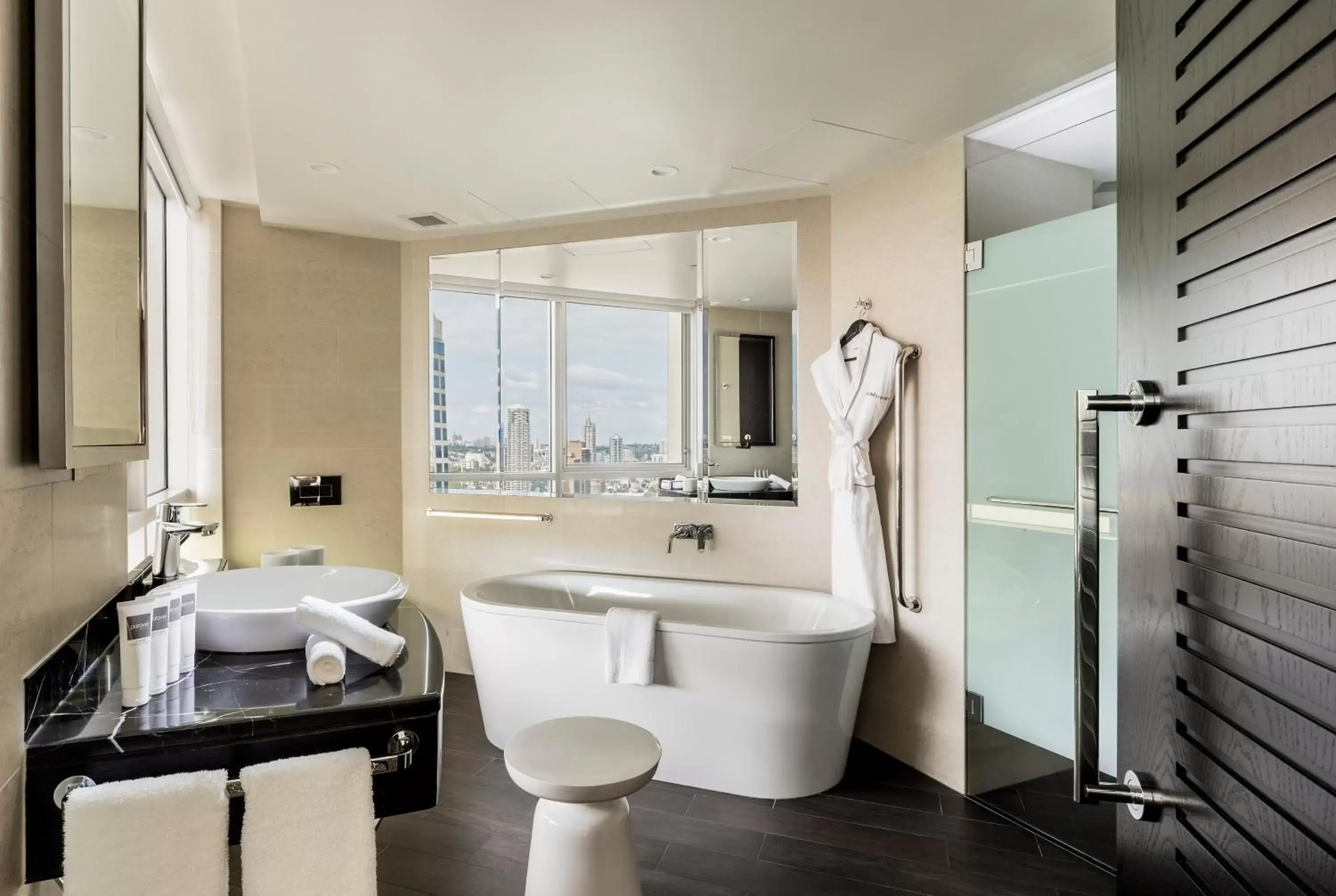 Bathroom in Swissotel Sydney