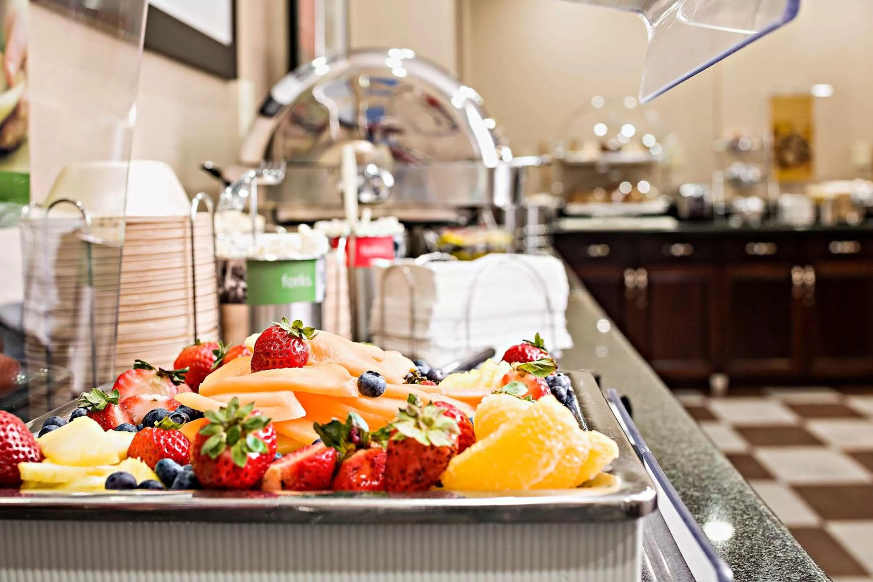Dining area in Hampton Inn Littleton