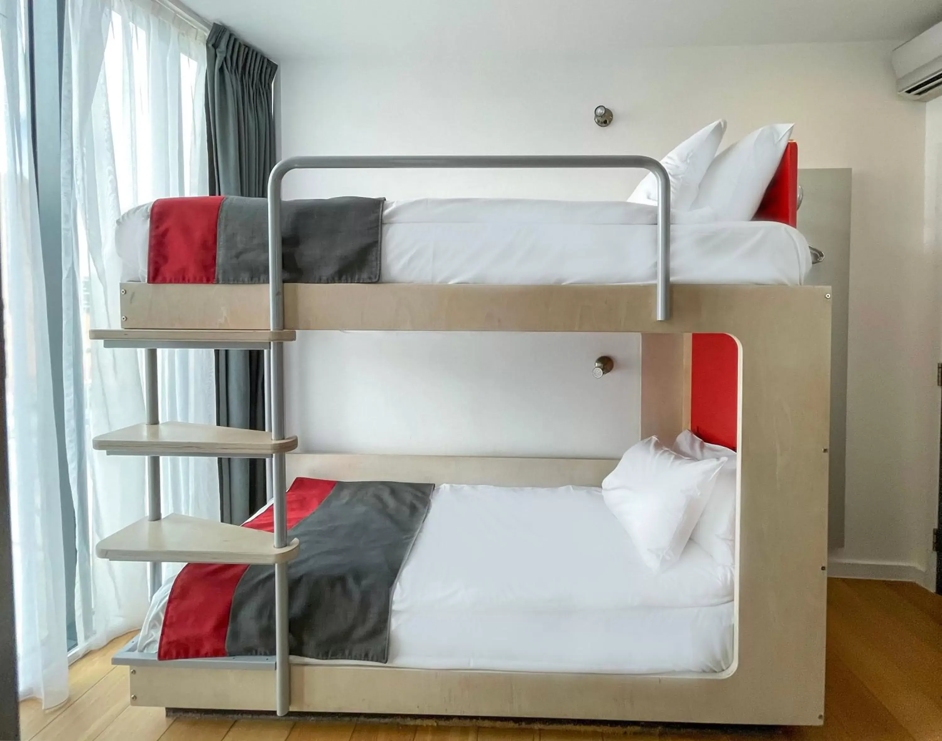 Bunk Bed in Sleeperz Hotel Cardiff
