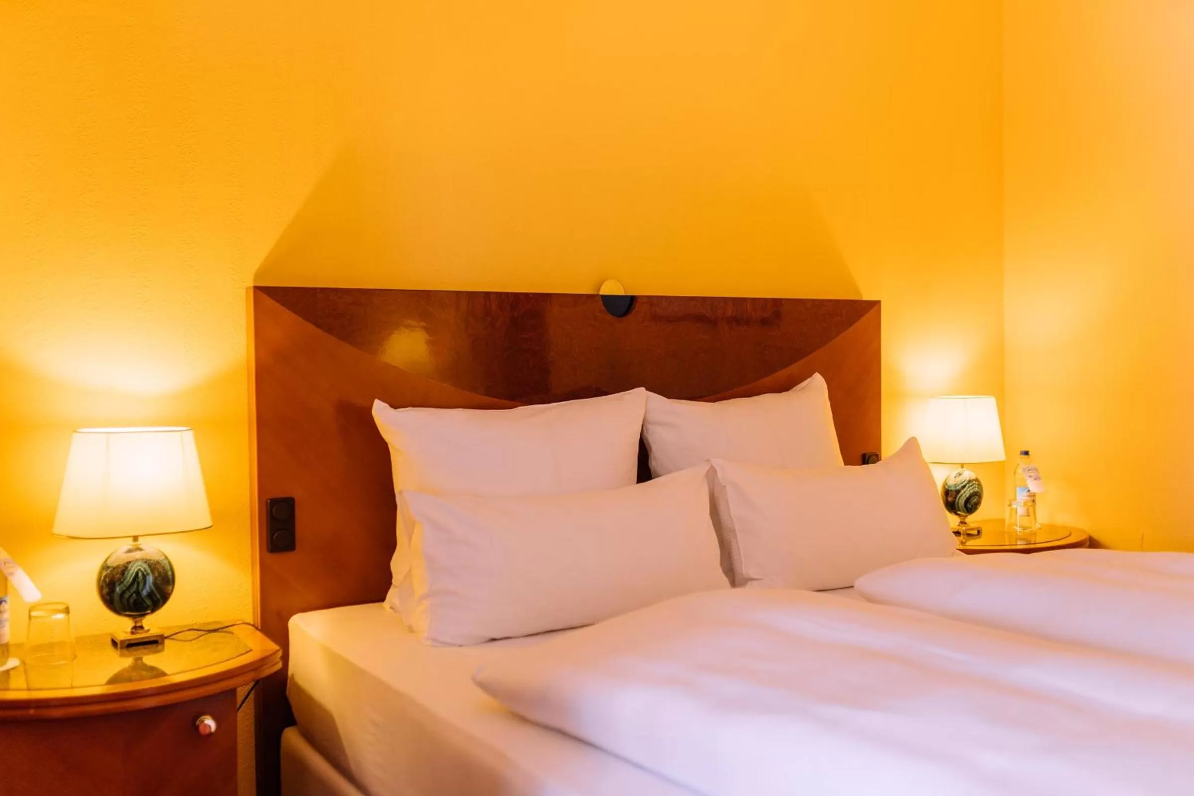 Photo of the whole room, Bed in Atomis Hotel Munich Airport by Mercure